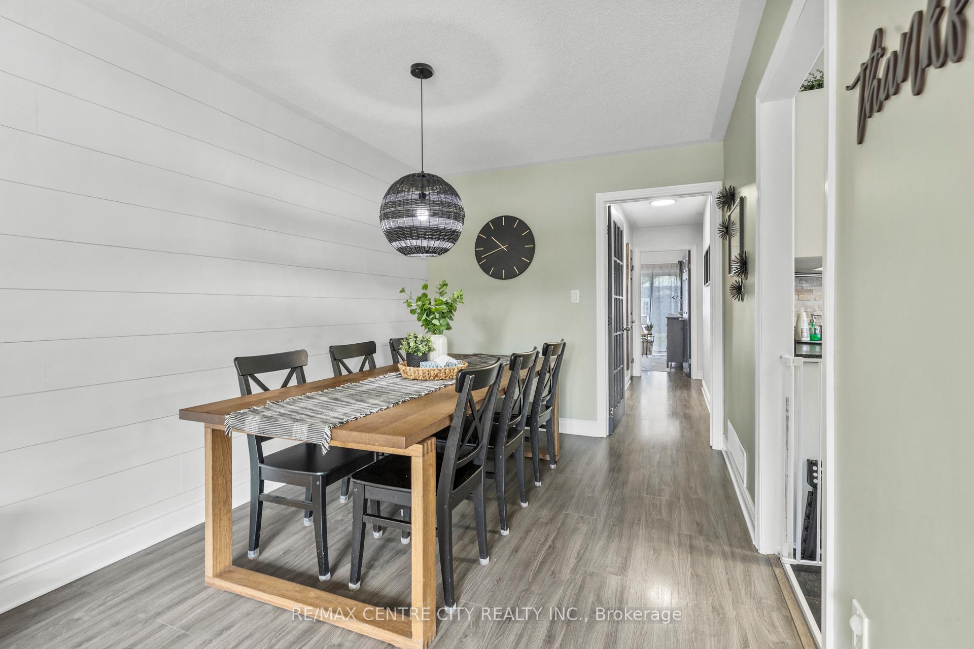 Photo 6 of 19 Carrie Crescent, St. Thomas — HOMEH
