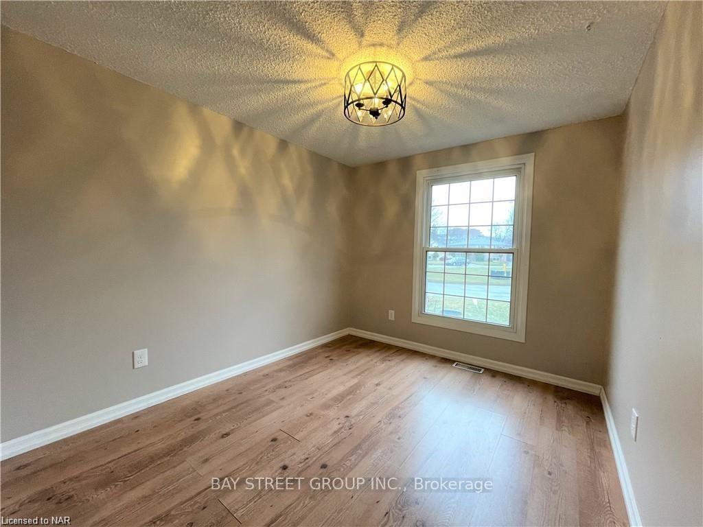 Photo 5 of Unit Upper, 75 Bula Drive, St. Catharines, Lakeport — HOMEH