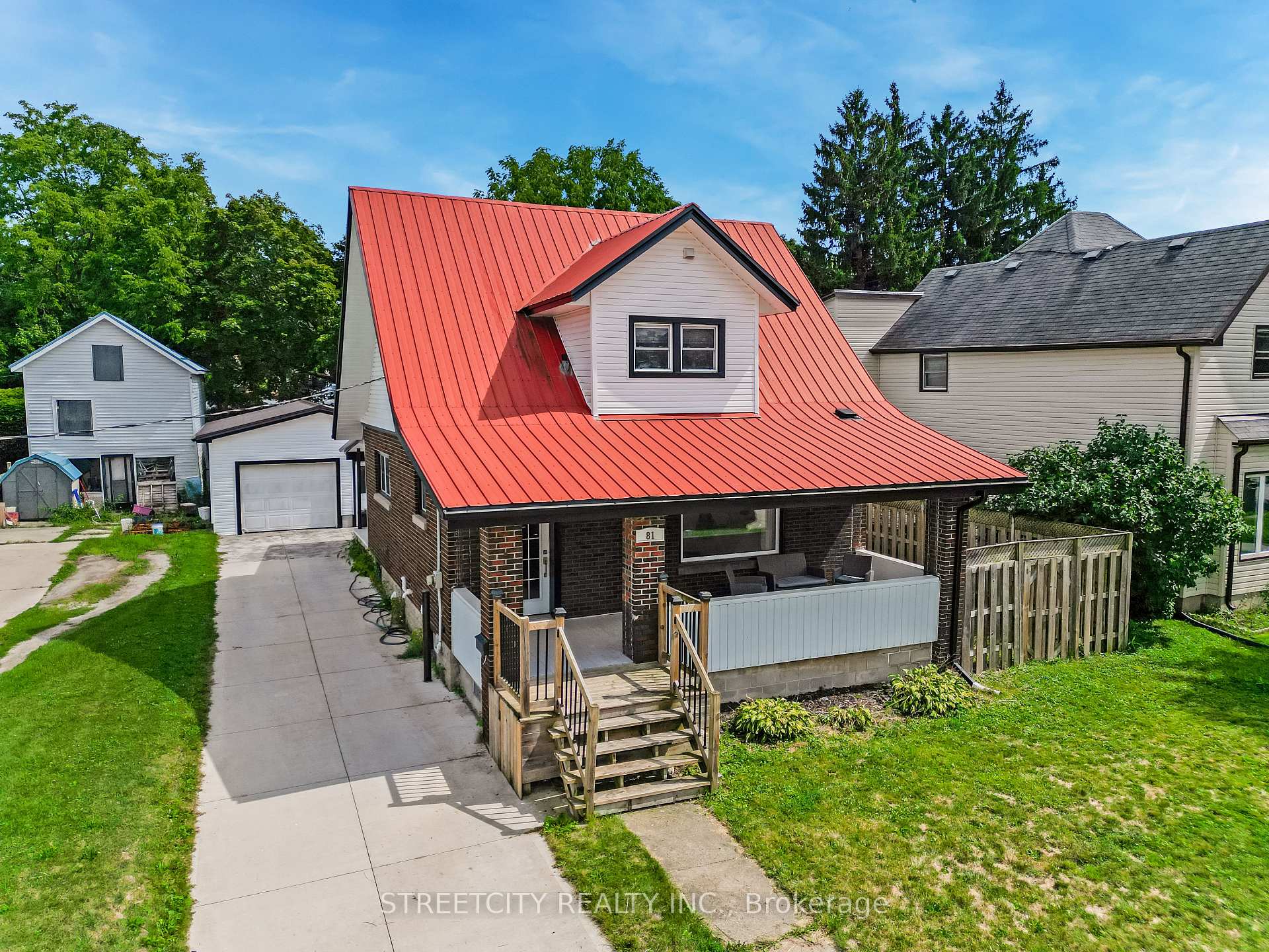 Photo 1 of 81 Hiawatha Street, St. Thomas — HOMEH