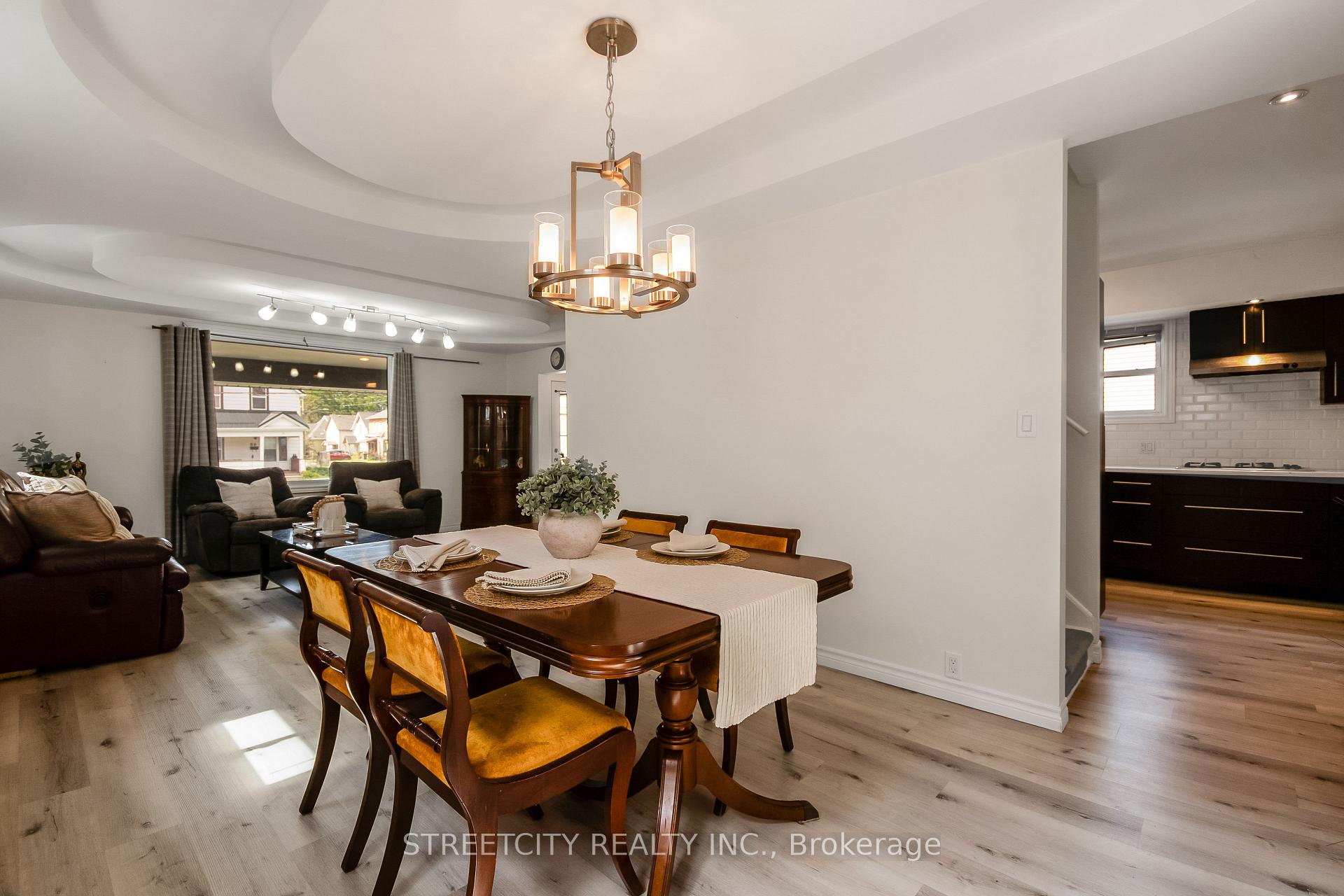 Photo 7 of 81 Hiawatha Street, St. Thomas — HOMEH