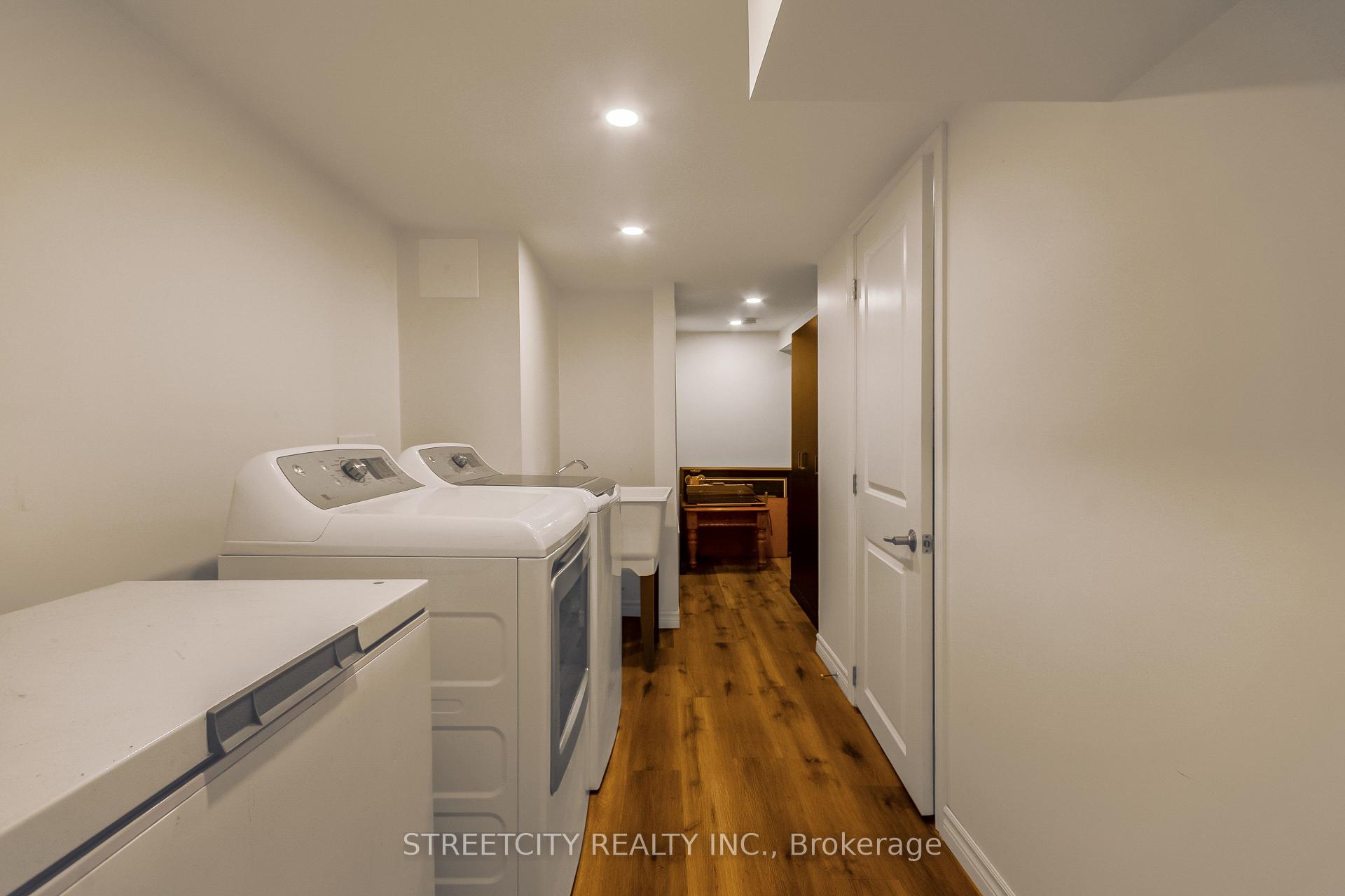 Photo 16 of 81 Hiawatha Street, St. Thomas — HOMEH