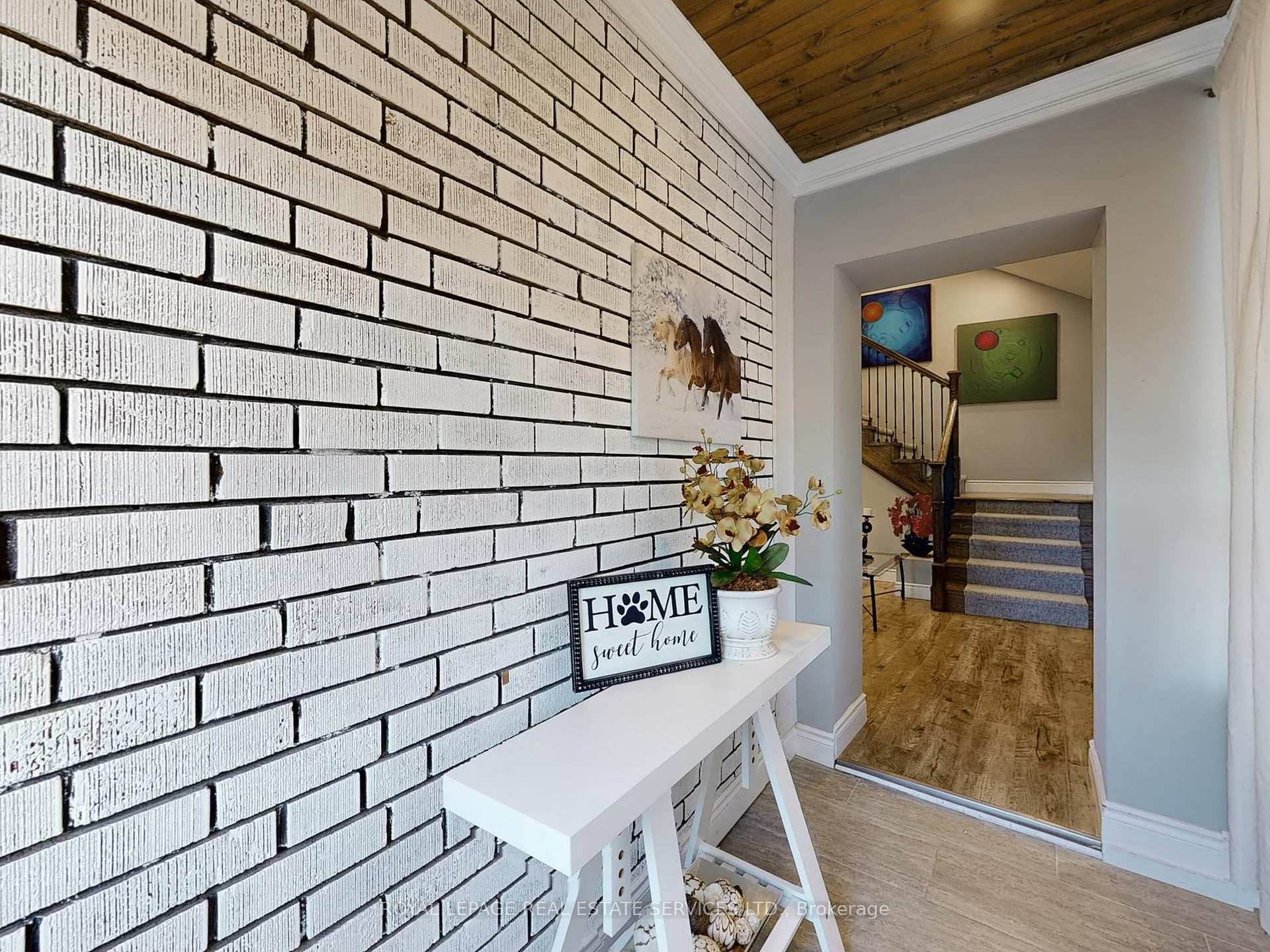Photo 8 of 23 Glen Avenue, St. Catharines, Western Hill — HOMEH