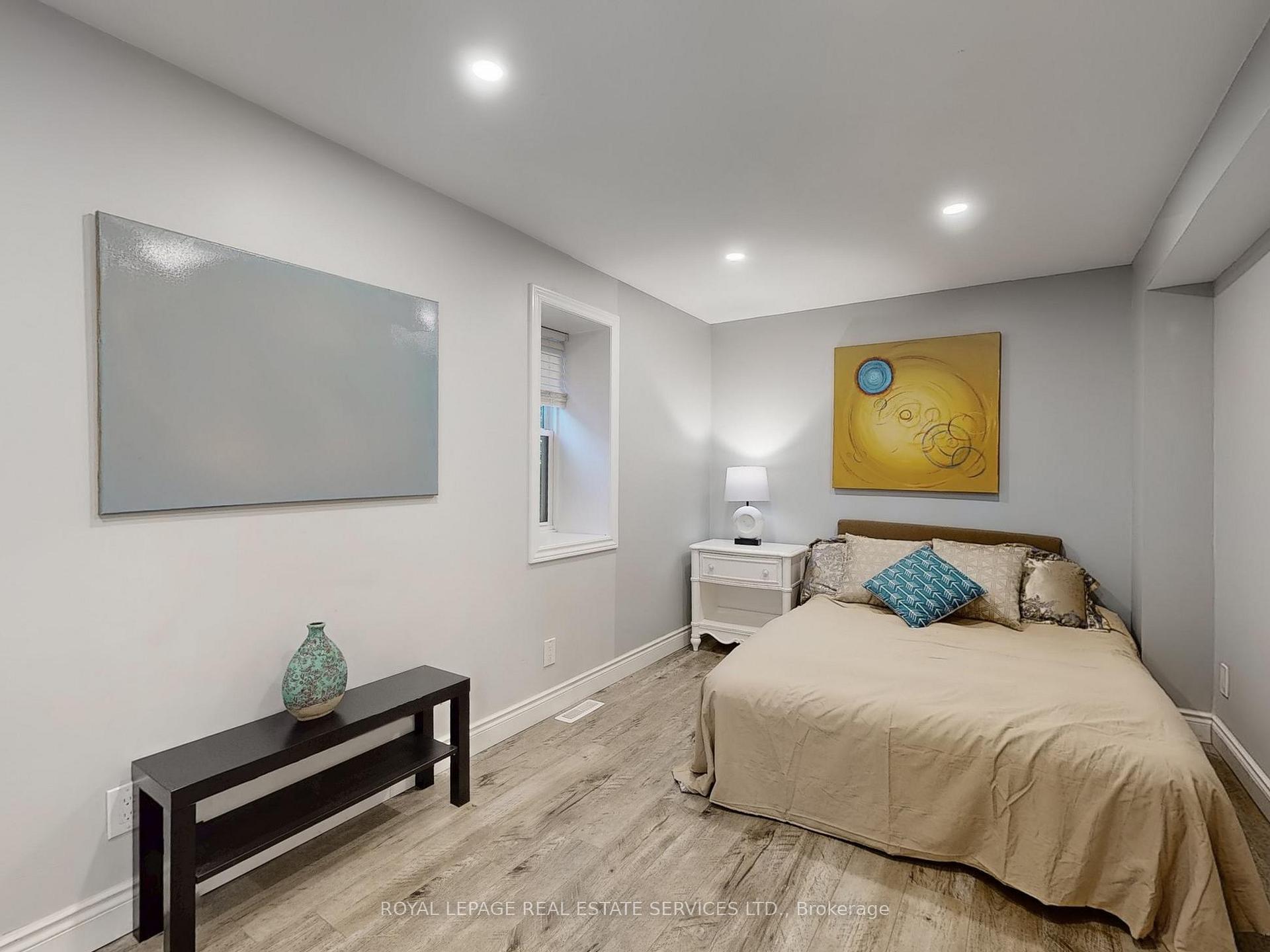 Photo 16 of 23 Glen Avenue, St. Catharines, Western Hill — HOMEH