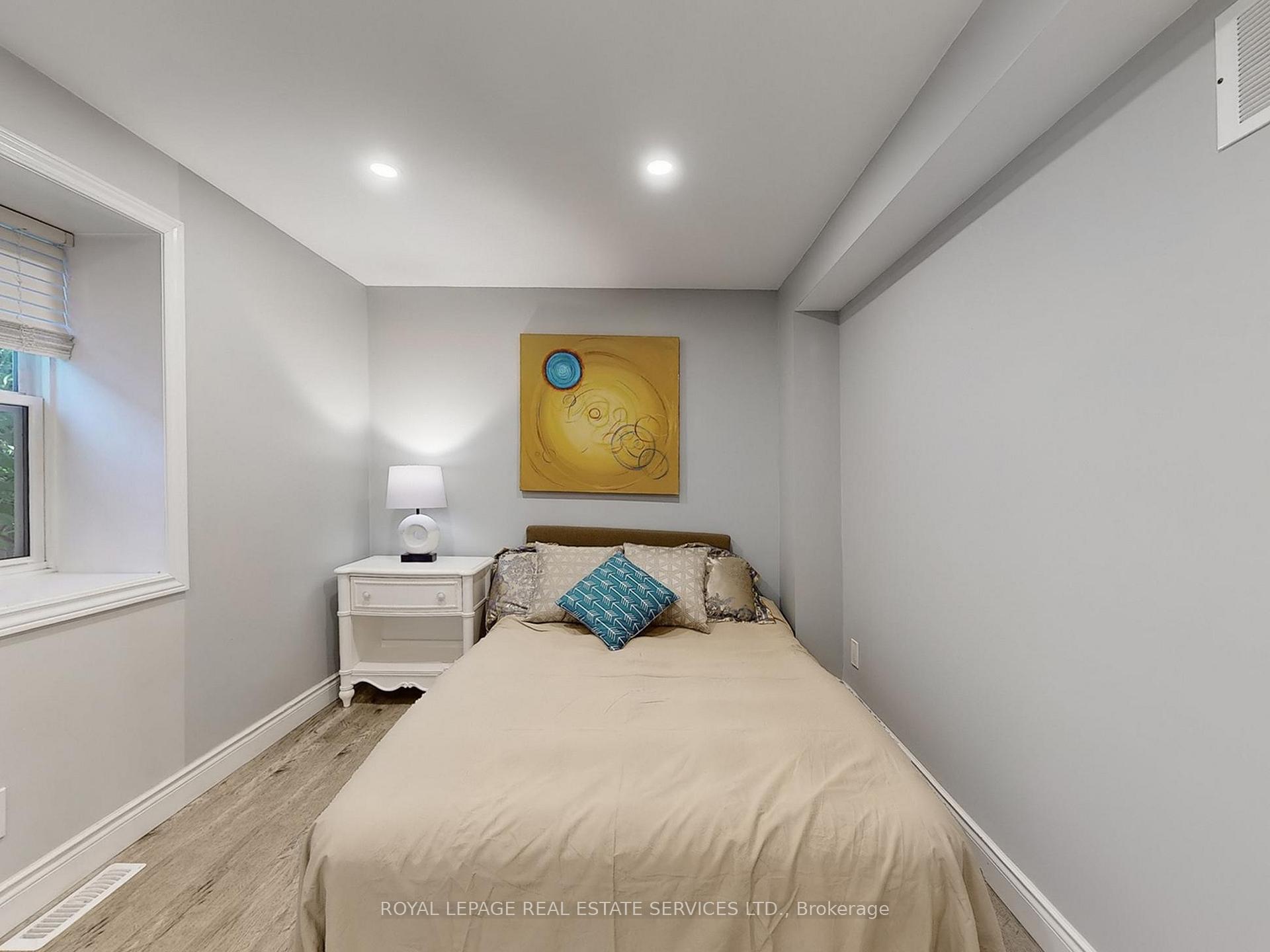 Photo 17 of 23 Glen Avenue, St. Catharines, Western Hill — HOMEH