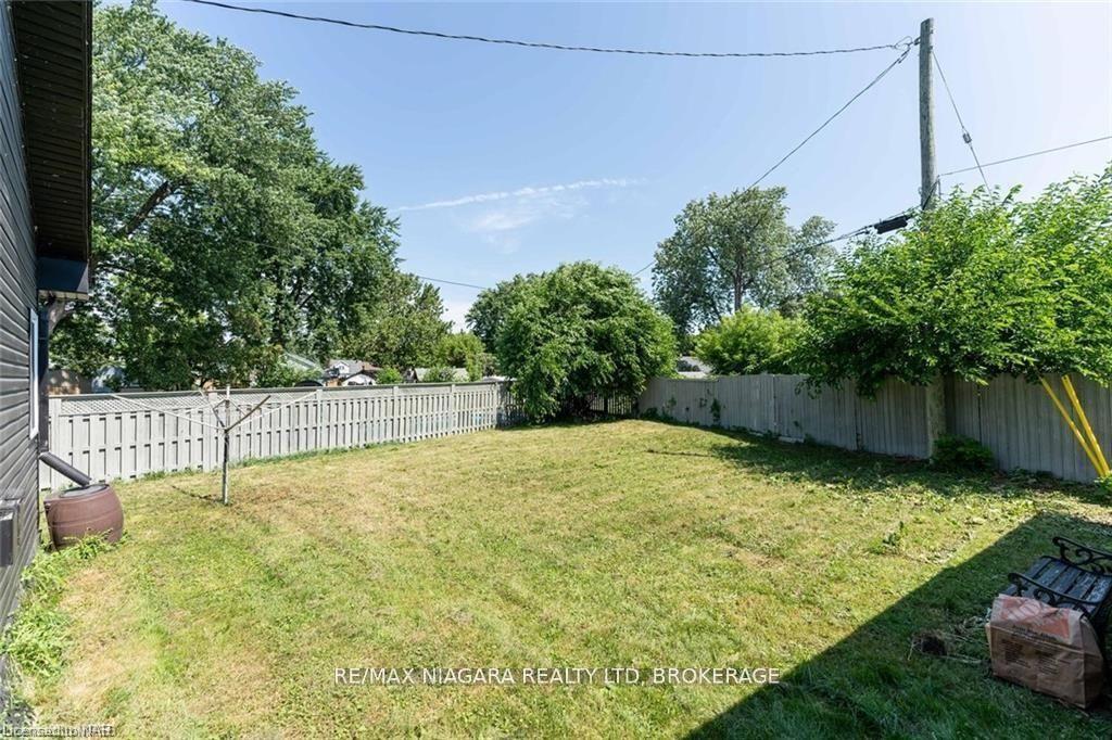 Photo 32 of 25 Meadowvale Drive, St. Catharines, Lakeport — HOMEH