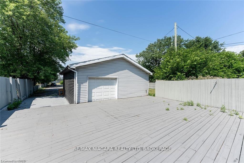 Photo 33 of 25 Meadowvale Drive, St. Catharines, Lakeport — HOMEH