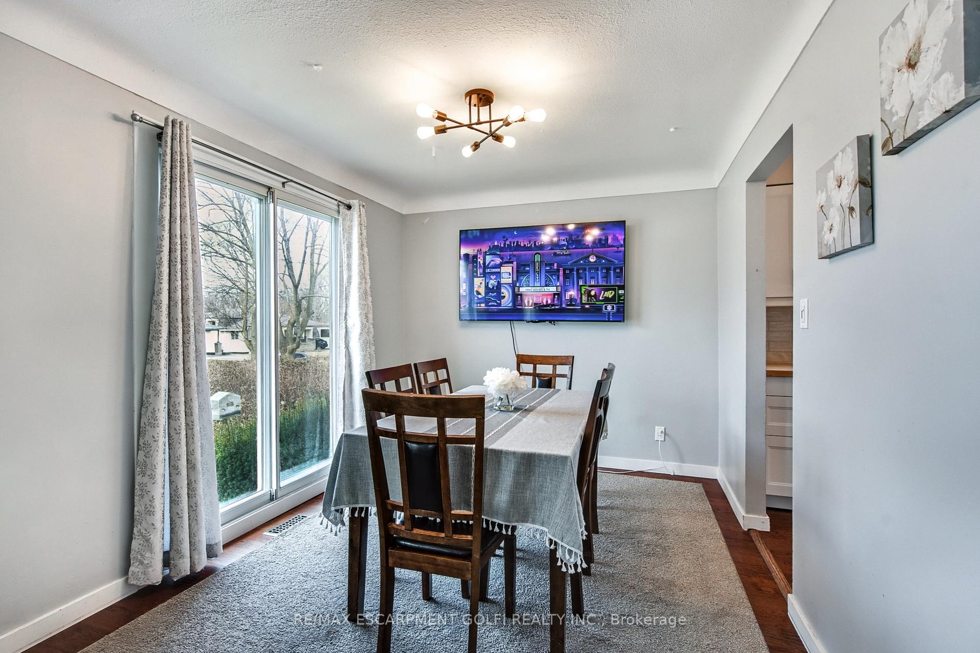 Photo 19 of 7 Centennial Drive, St. Catharines, Lakeport — HOMEH