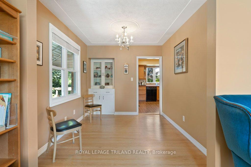 Photo 10 of 16 Thompson Avenue, St. Thomas — HOMEH