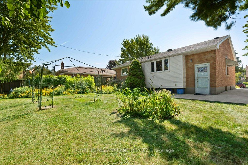 Photo 38 of 16 Thompson Avenue, St. Thomas — HOMEH