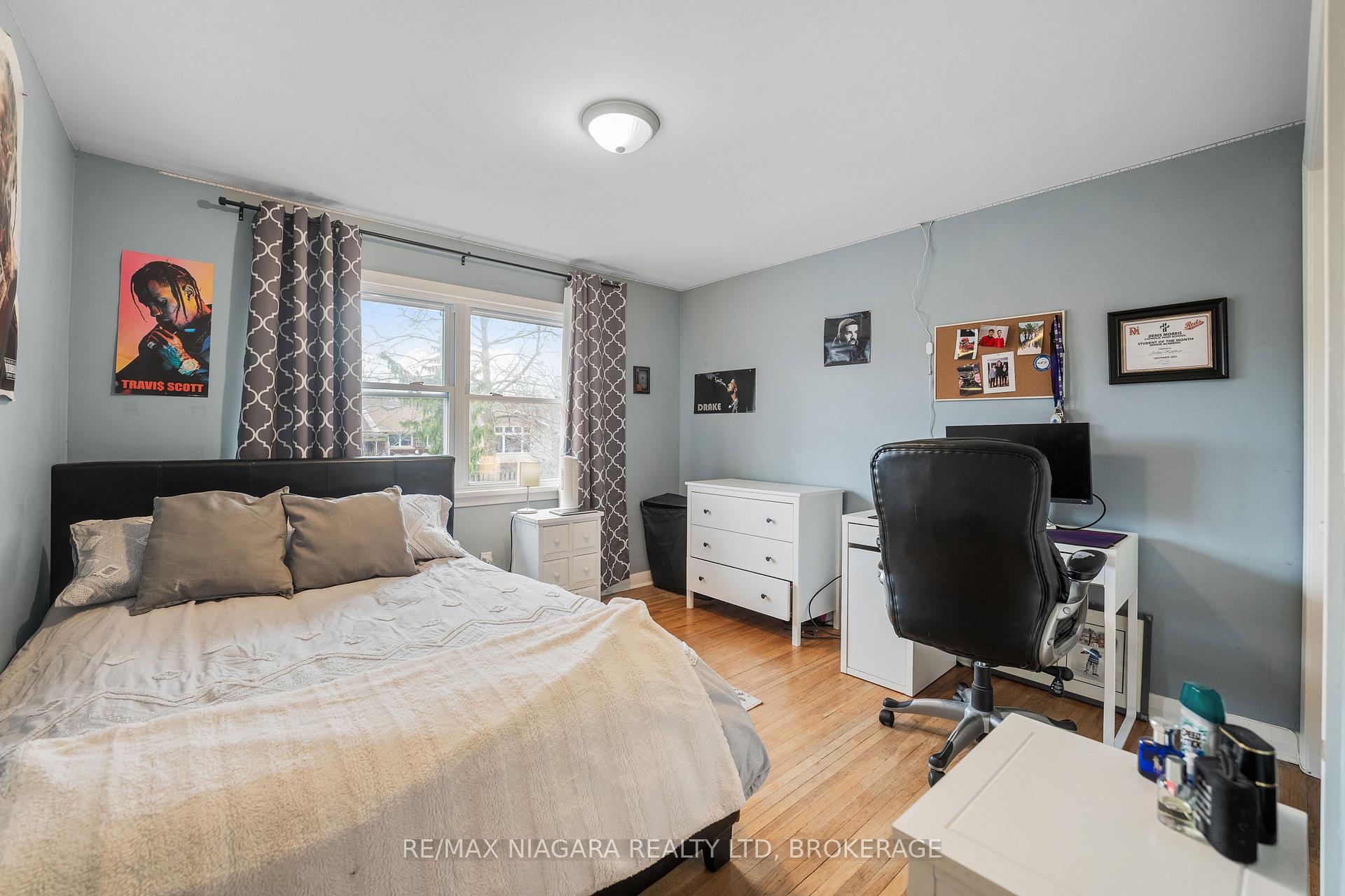 Photo 32 of 10 Shepherds Circle, St. Catharines, Glendale/Glenridge — HOMEH