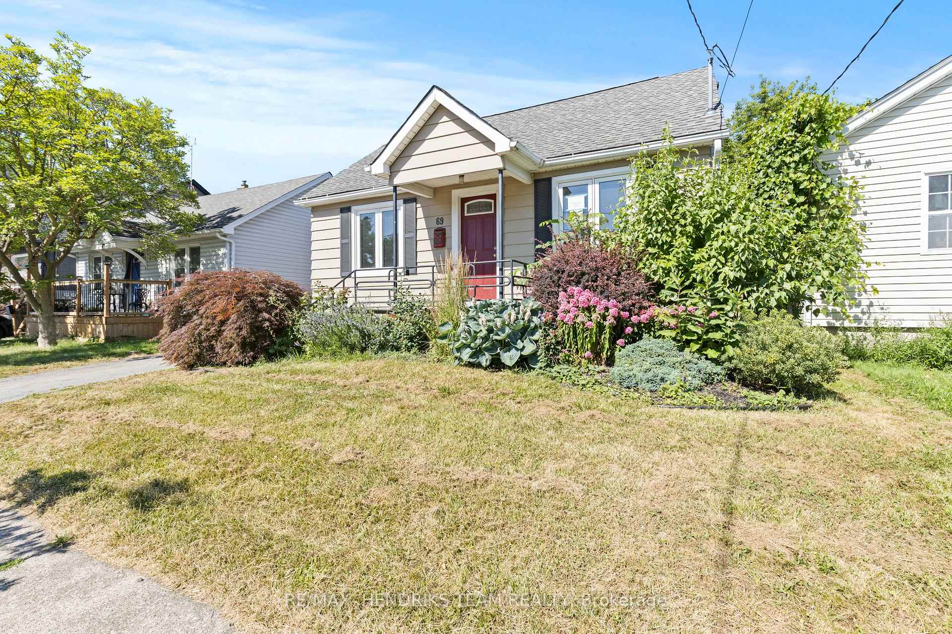 Photo 4 of 69 Parkview Road, St. Catharines, Facer — HOMEH