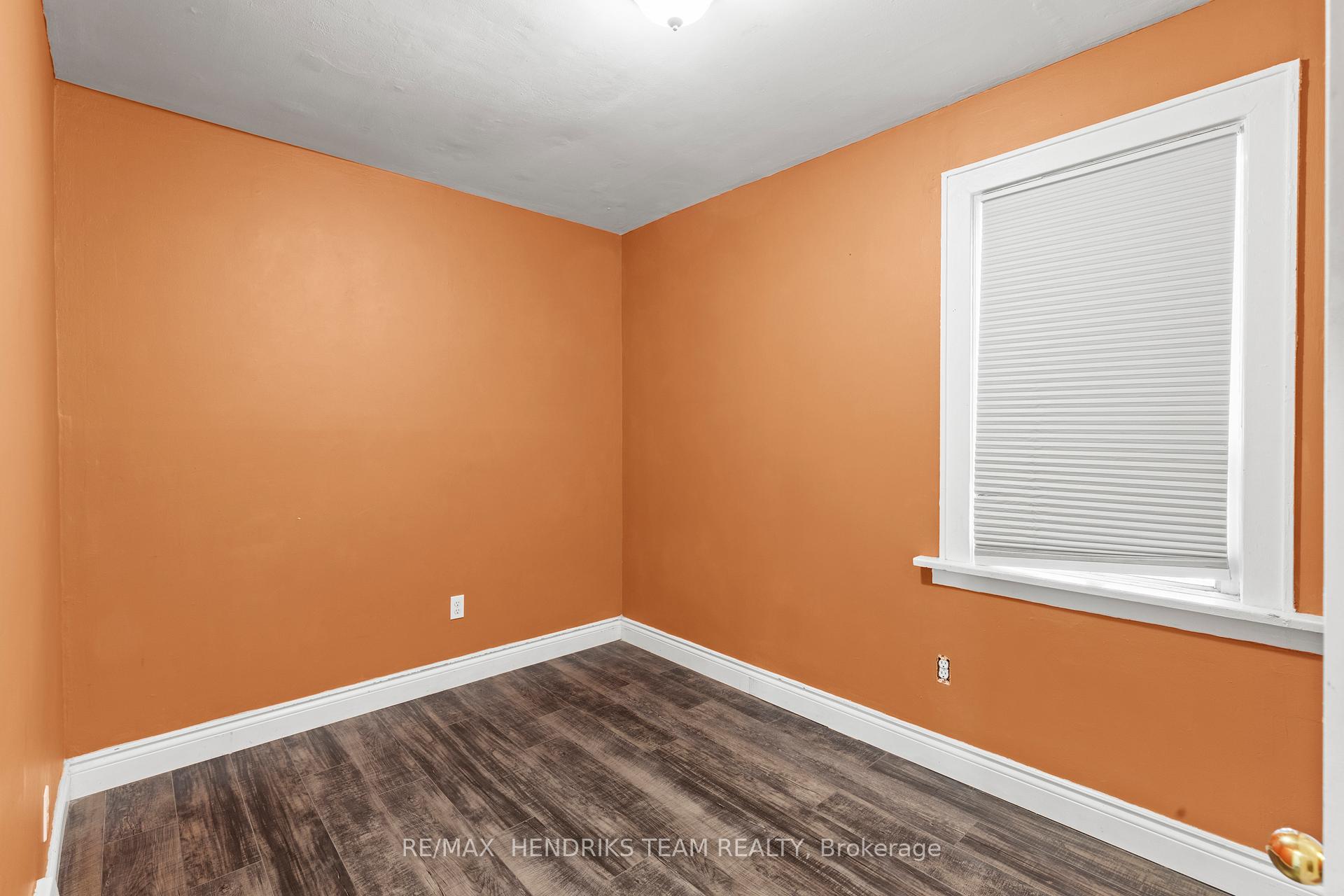 Photo 18 of 69 Parkview Road, St. Catharines, Facer — HOMEH