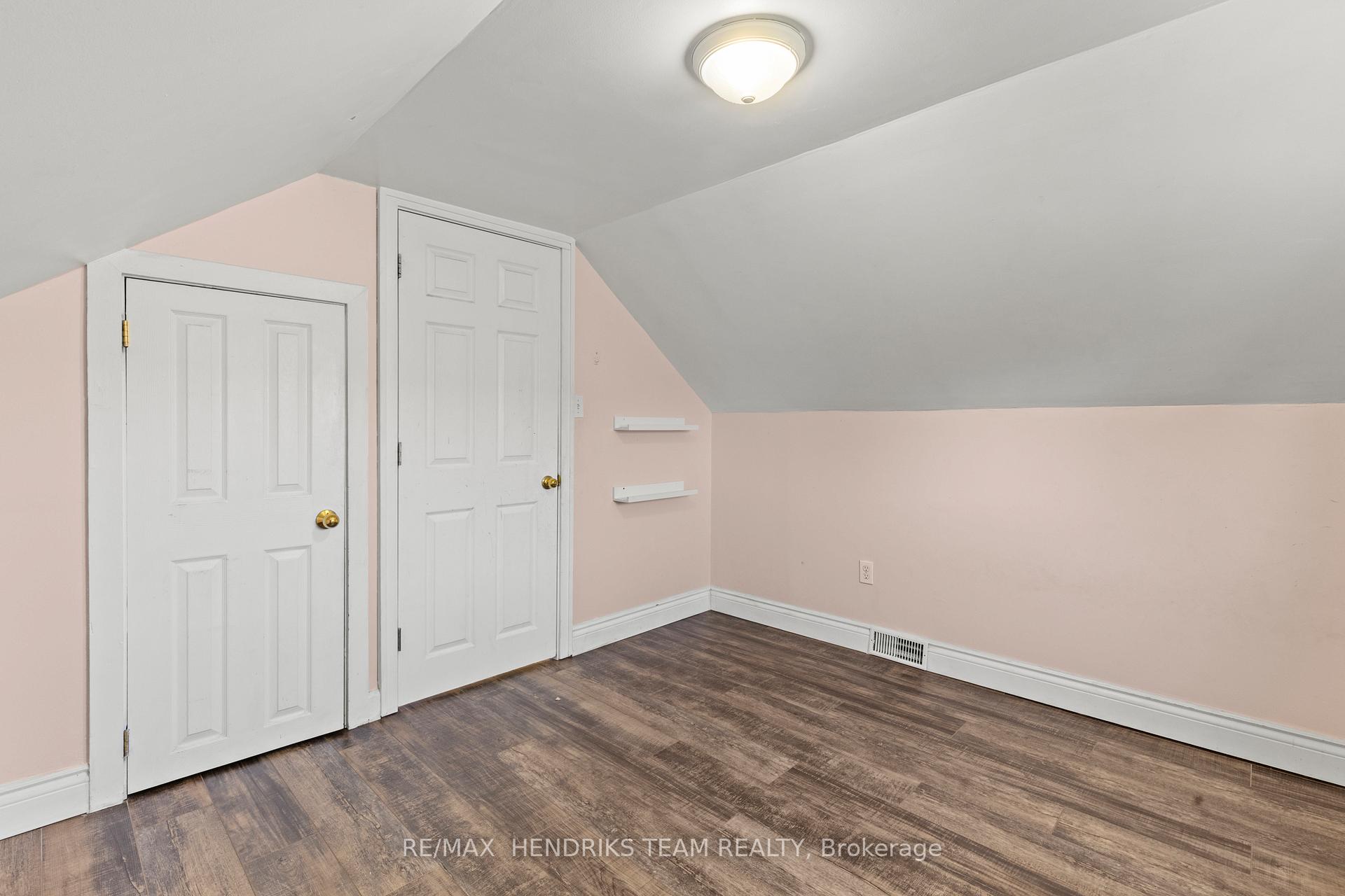Photo 22 of 69 Parkview Road, St. Catharines, Facer — HOMEH