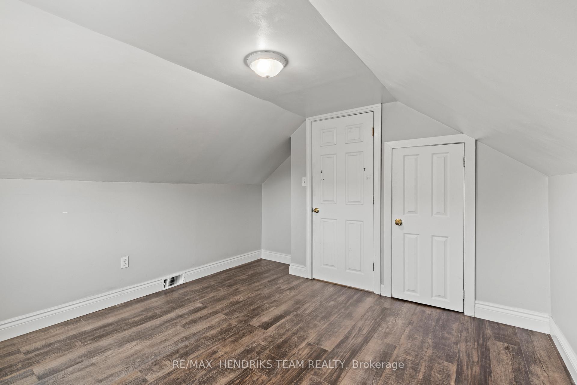 Photo 24 of 69 Parkview Road, St. Catharines, Facer — HOMEH
