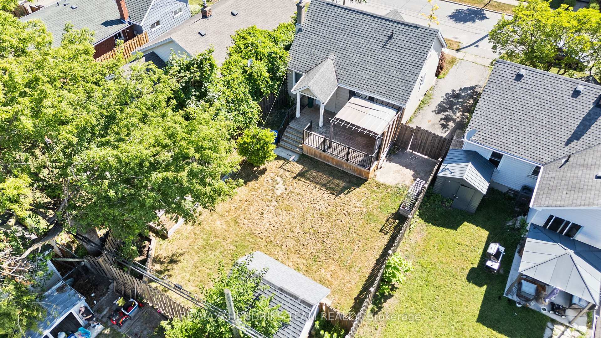 Photo 37 of 69 Parkview Road, St. Catharines, Facer — HOMEH