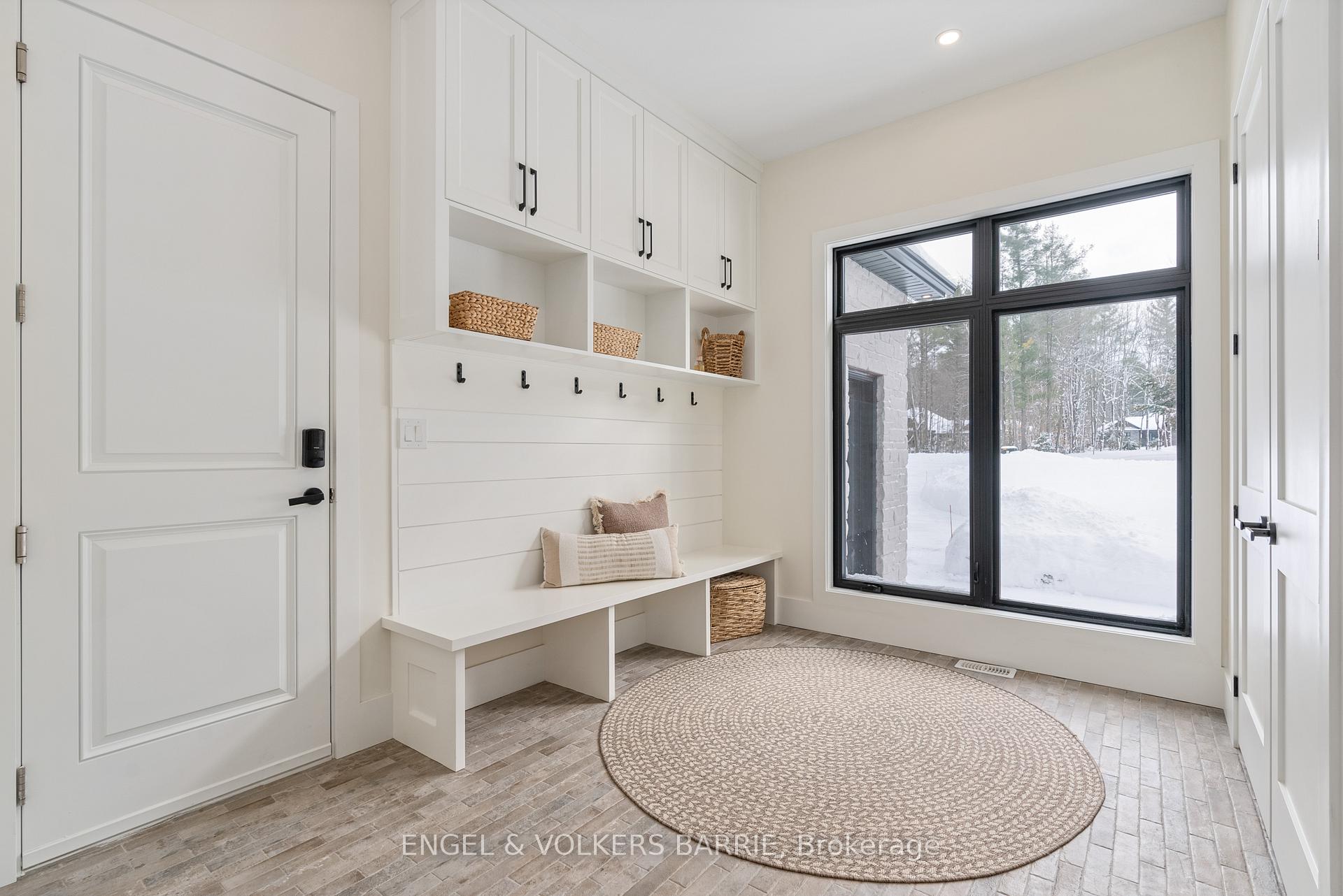 Photo 17 of 33 Marni Lane, Springwater, Rural Springwater — HOMEH