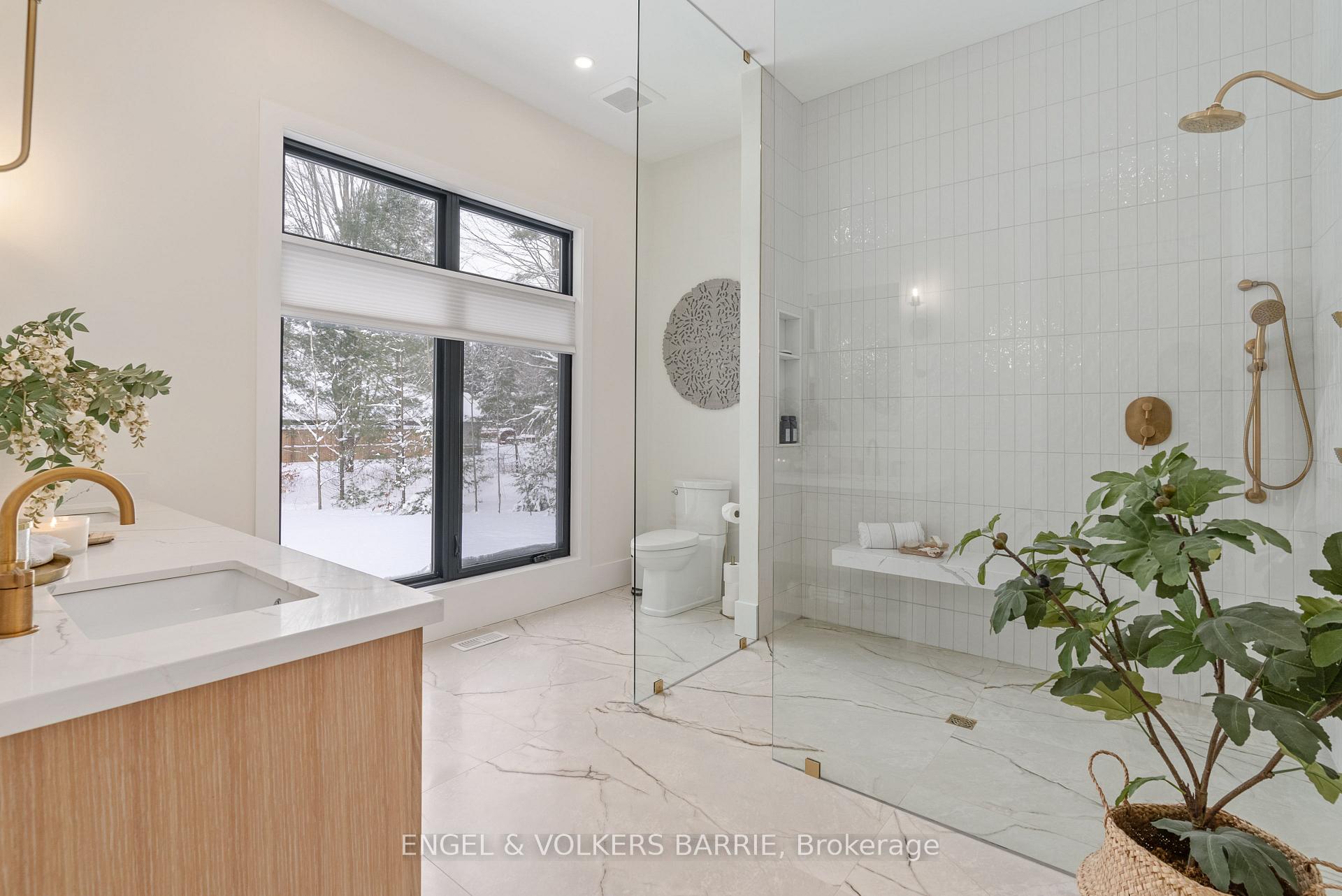 Photo 21 of 33 Marni Lane, Springwater, Rural Springwater — HOMEH
