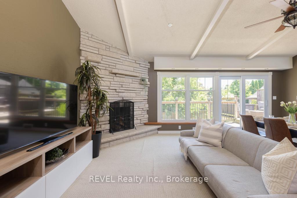 Photo 11 of 546 Geneva Street, St. Catharines, Vine/Linwell — HOMEH
