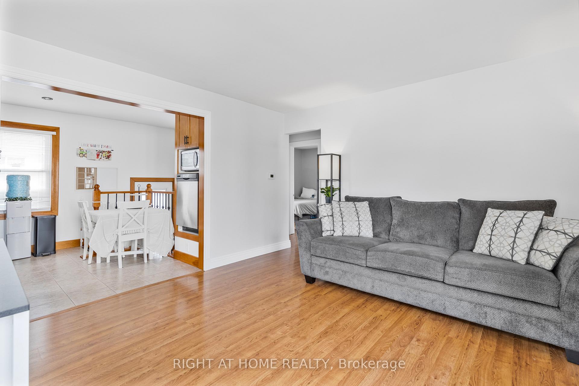 Photo 28 of 8 Admiral Road, St. Catharines, Secord Woods — HOMEH