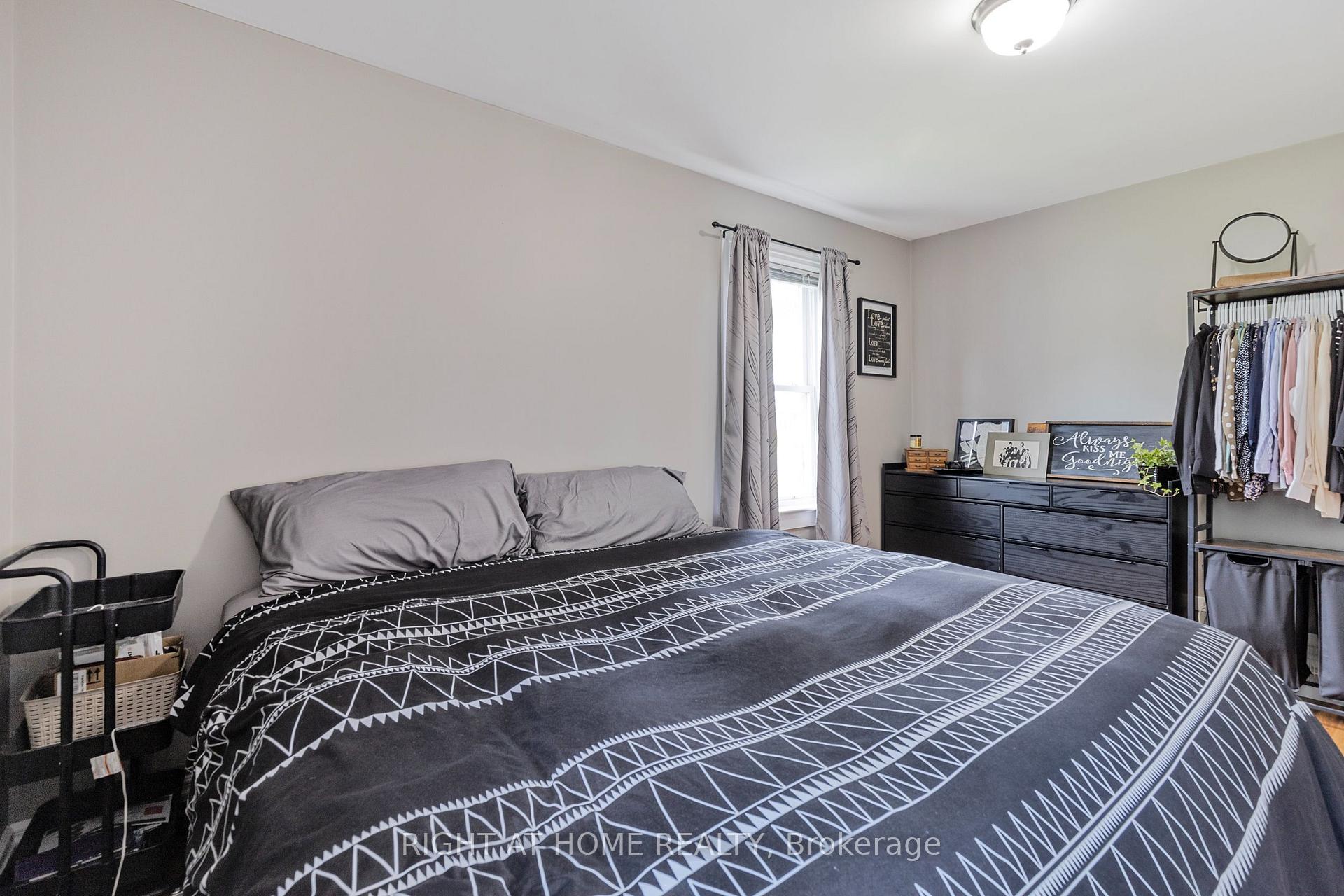 Photo 35 of 8 Admiral Road, St. Catharines, Secord Woods — HOMEH
