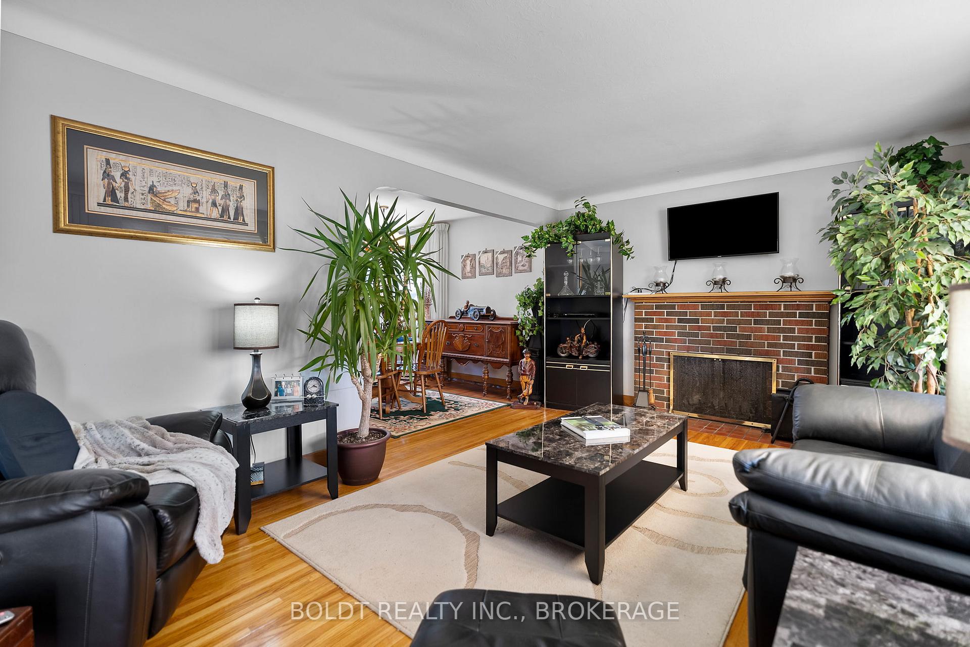Photo 10 of 40 Else Street, St. Catharines, Vine/Linwell — HOMEH