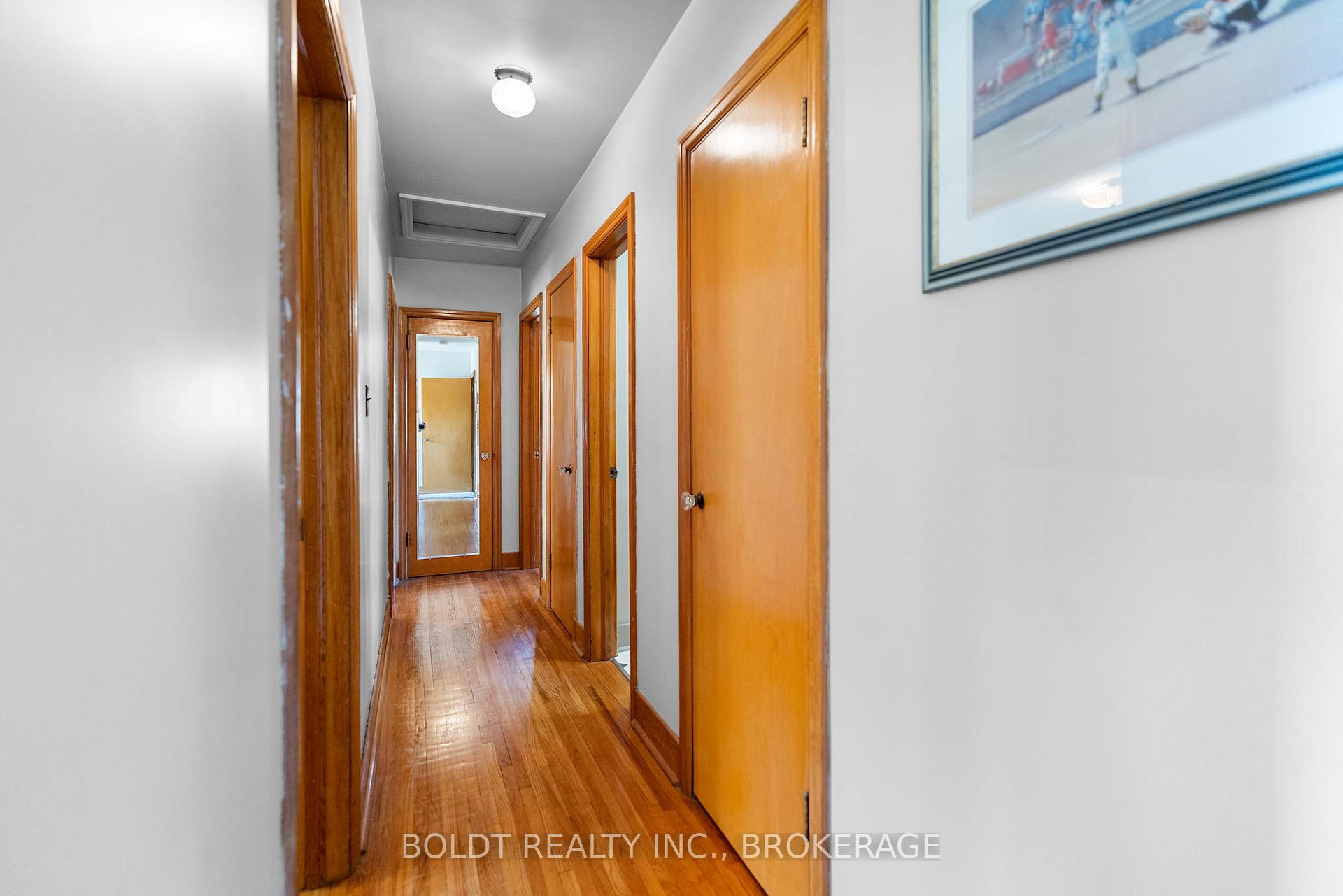 Photo 17 of 40 Else Street, St. Catharines, Vine/Linwell — HOMEH