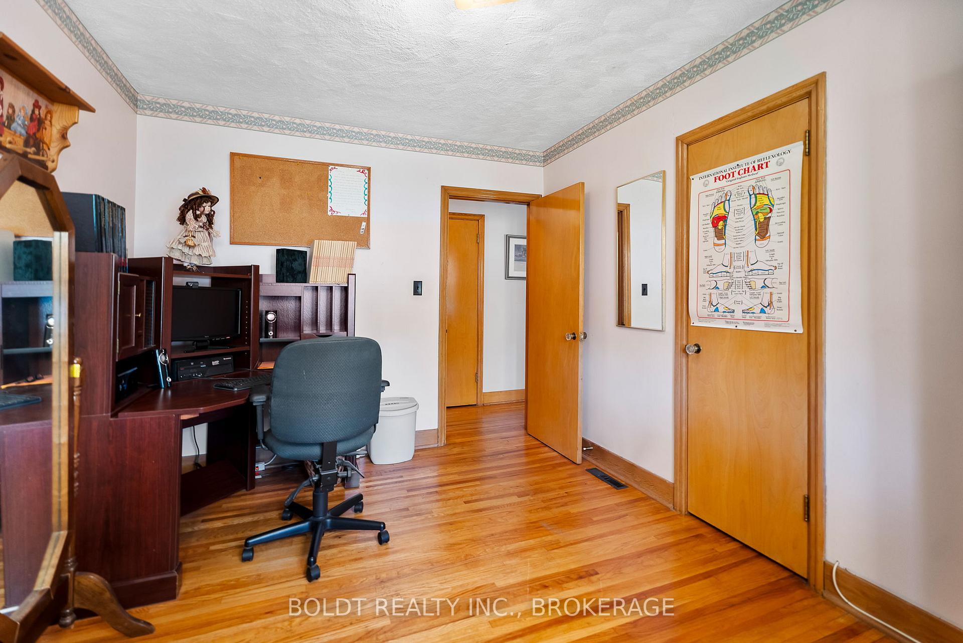 Photo 23 of 40 Else Street, St. Catharines, Vine/Linwell — HOMEH