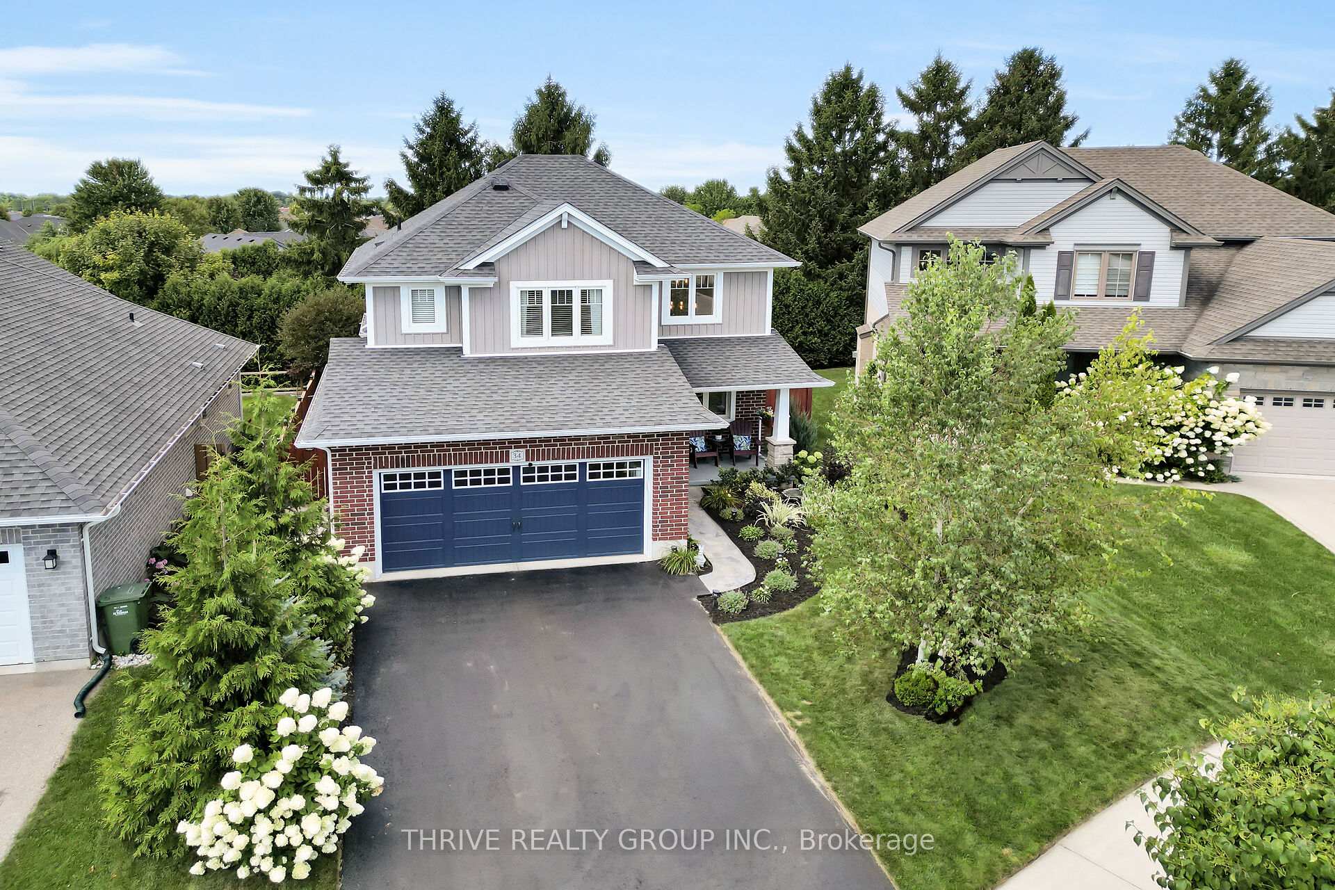 Photo 2 of 34 Blairmont Terrace, St. Thomas — HOMEH