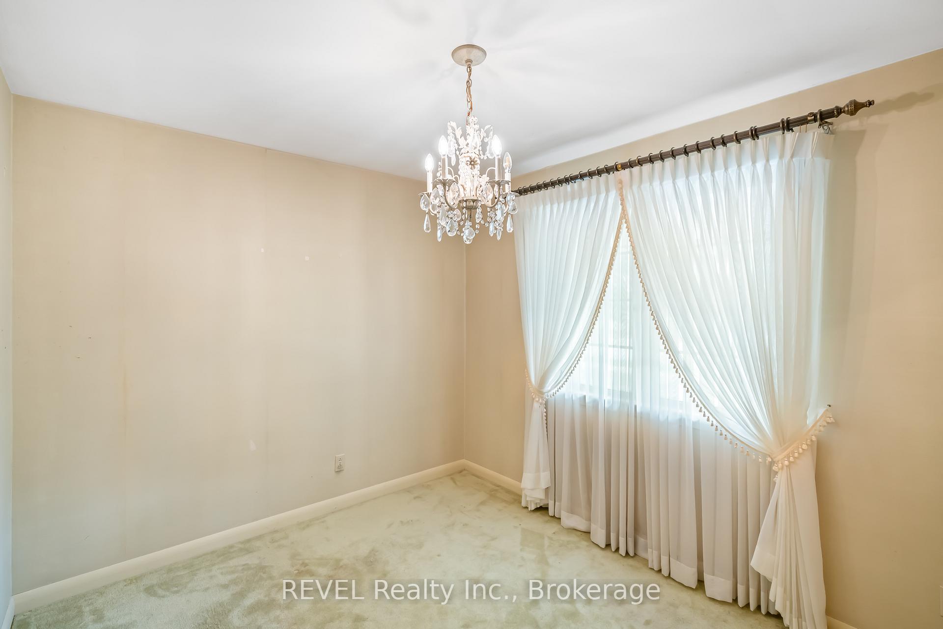 Photo 7 of 90 Glenridge Avenue, St. Catharines, Old Glenridge — HOMEH