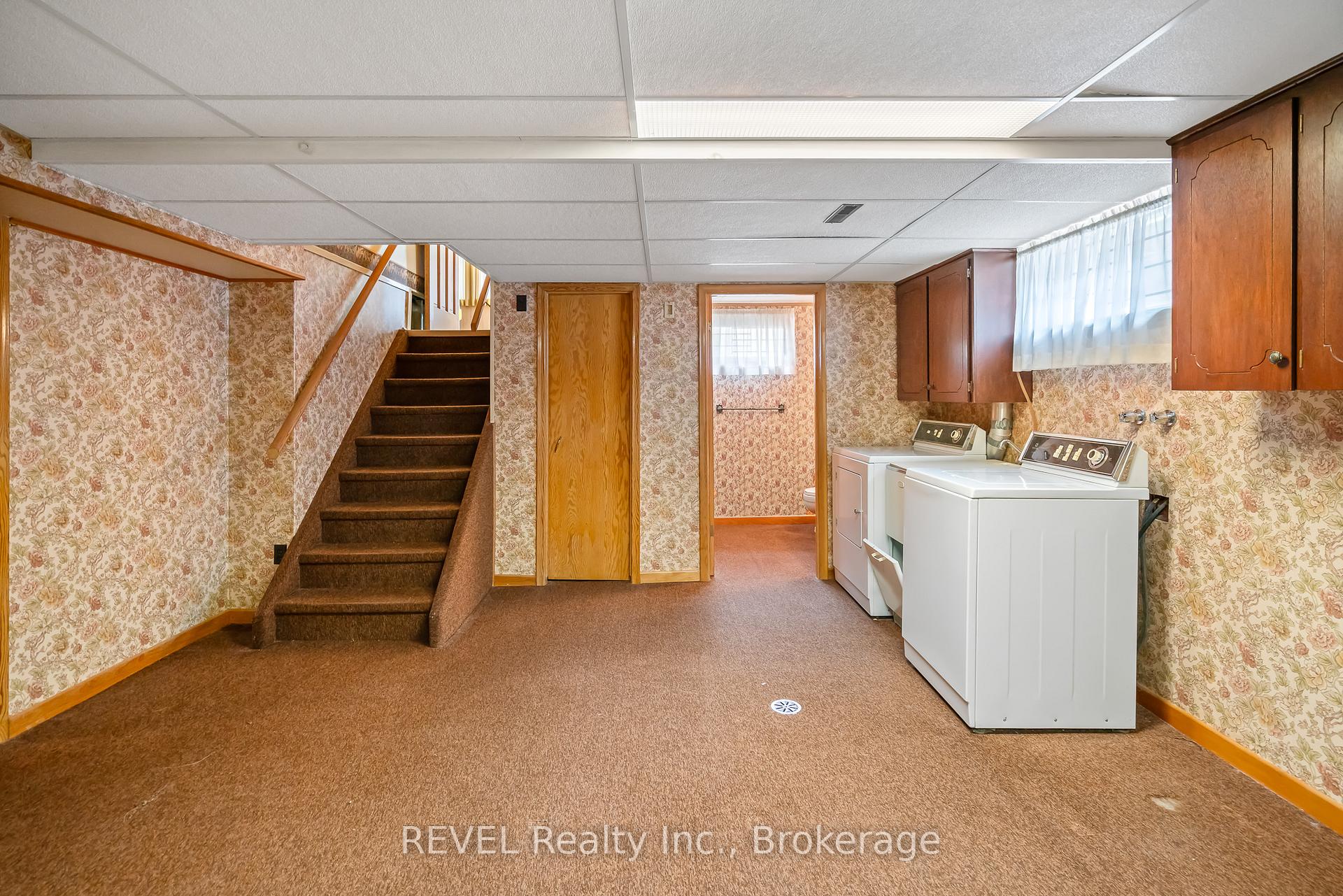 Photo 19 of 90 Glenridge Avenue, St. Catharines, Old Glenridge — HOMEH