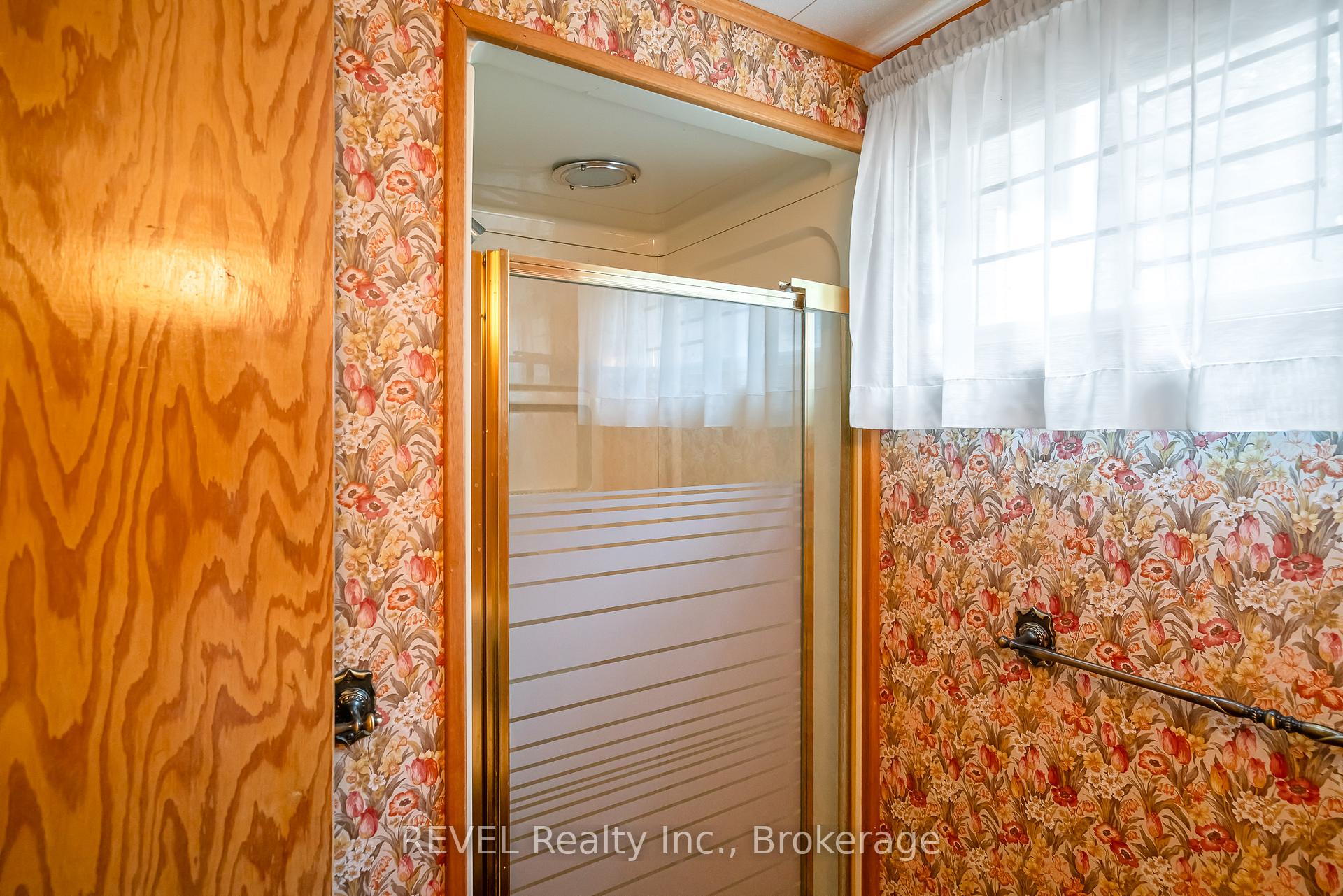 Photo 21 of 90 Glenridge Avenue, St. Catharines, Old Glenridge — HOMEH