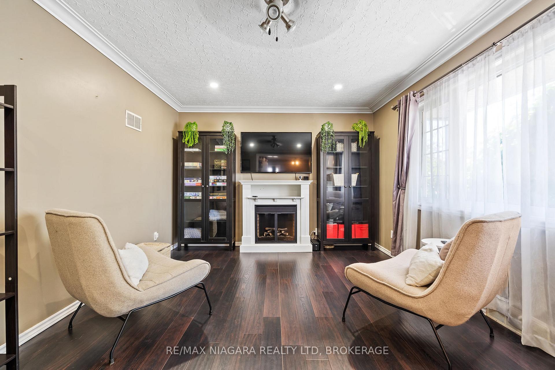 Photo 7 of 23 Blain Place, St. Catharines, E. Chester — HOMEH