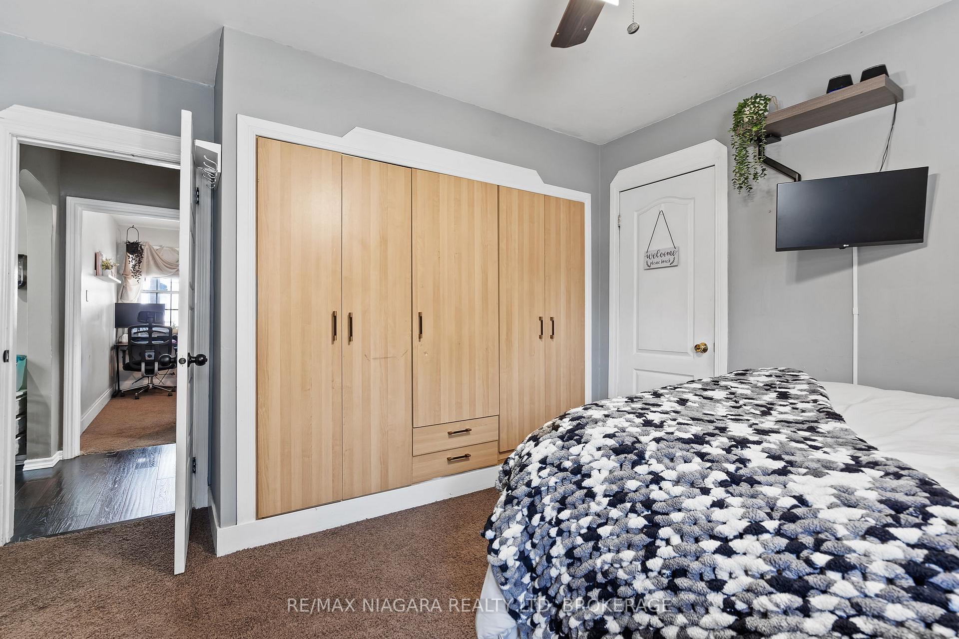Photo 11 of 23 Blain Place, St. Catharines, E. Chester — HOMEH