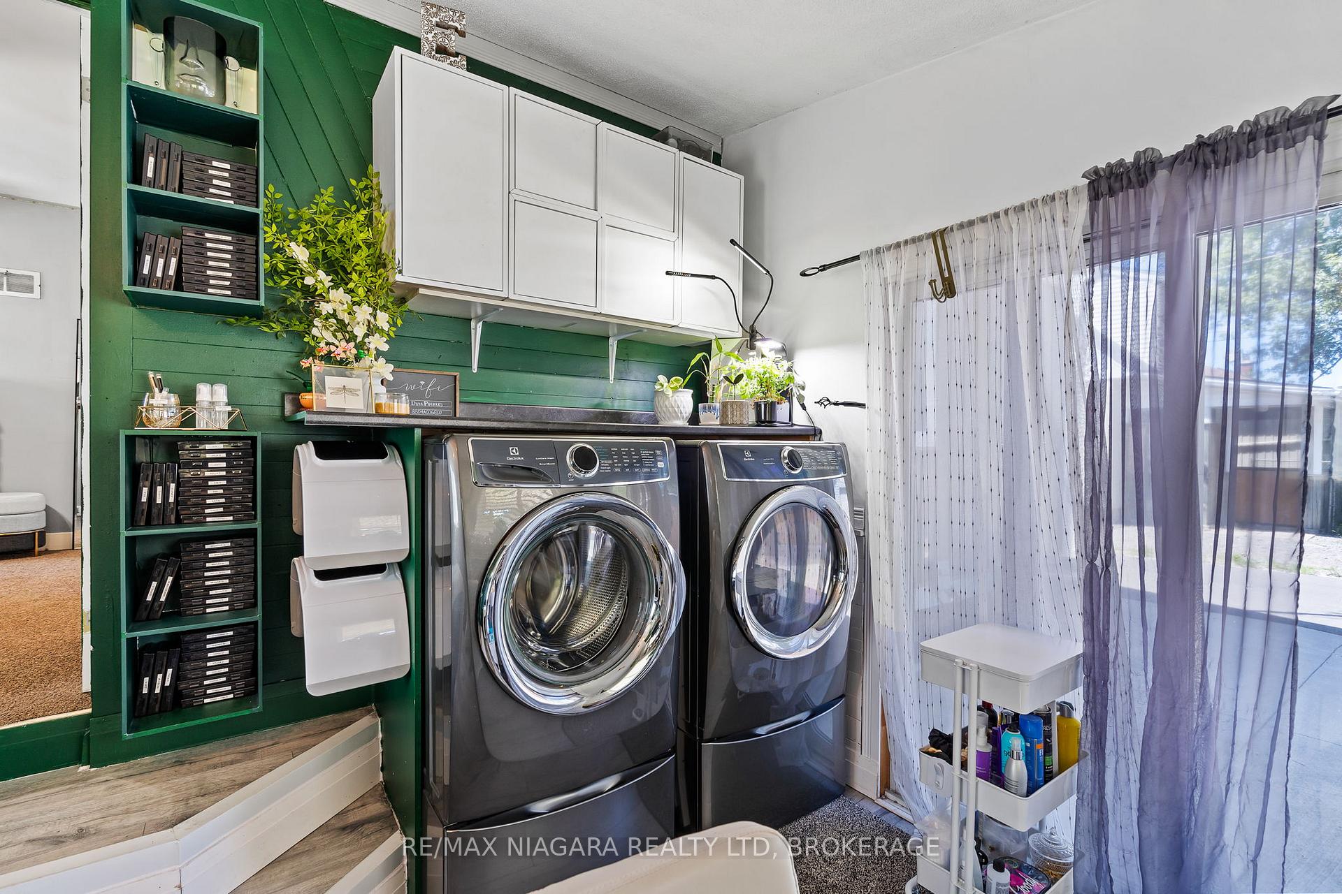 Photo 15 of 23 Blain Place, St. Catharines, E. Chester — HOMEH
