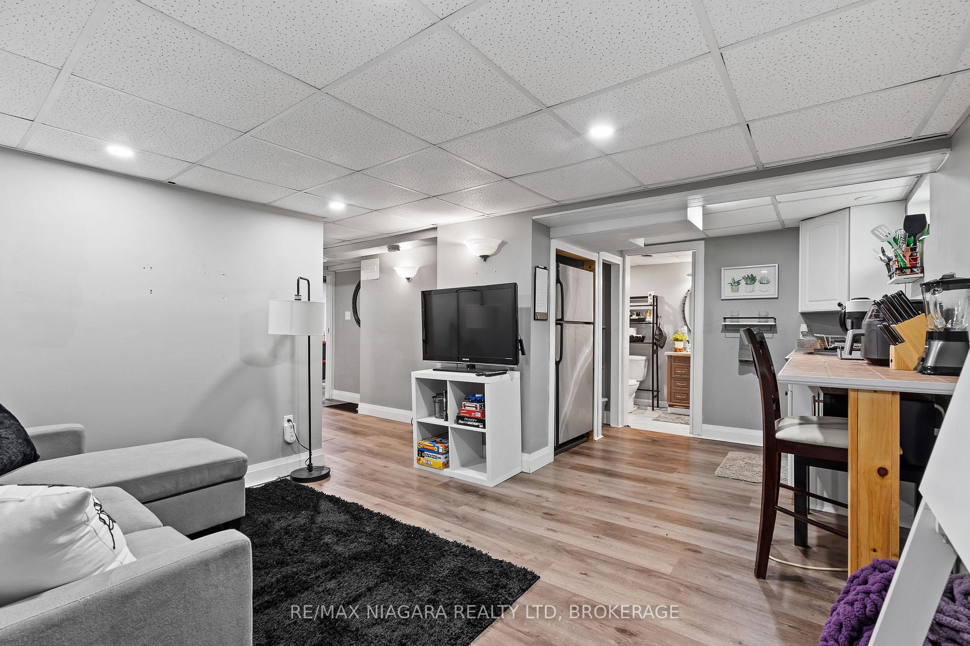 Photo 17 of 23 Blain Place, St. Catharines, E. Chester — HOMEH