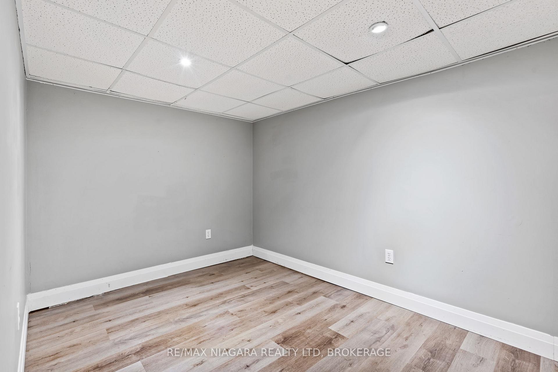 Photo 19 of 23 Blain Place, St. Catharines, E. Chester — HOMEH