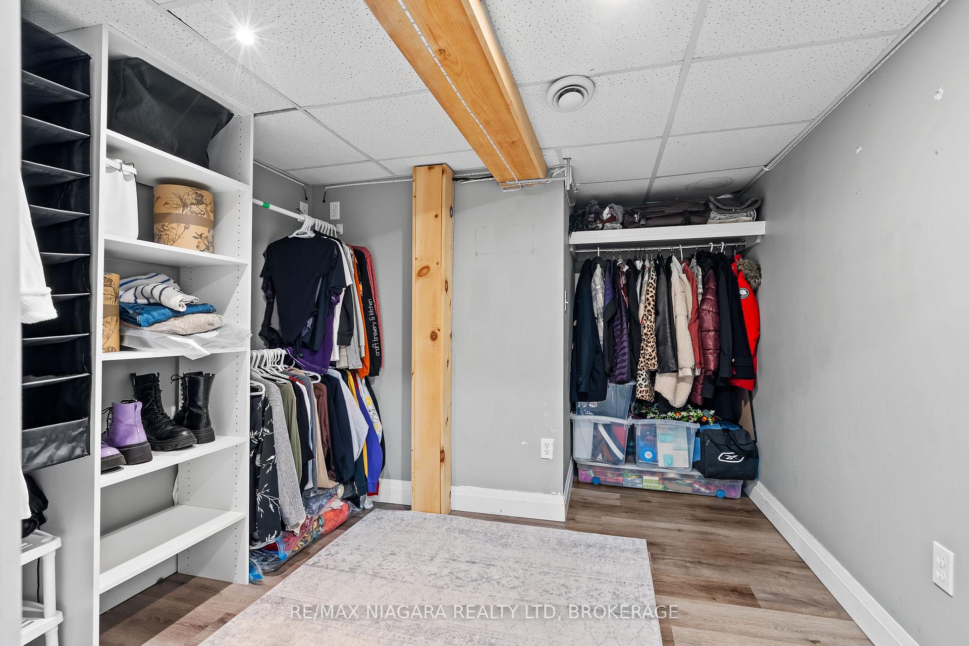 Photo 20 of 23 Blain Place, St. Catharines, E. Chester — HOMEH
