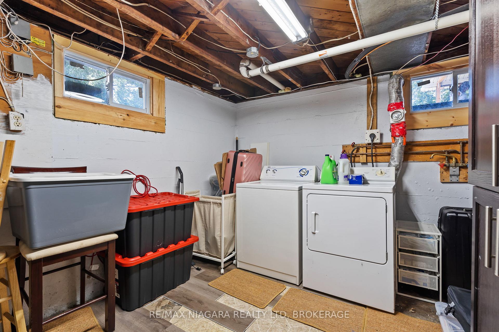 Photo 21 of 23 Blain Place, St. Catharines, E. Chester — HOMEH