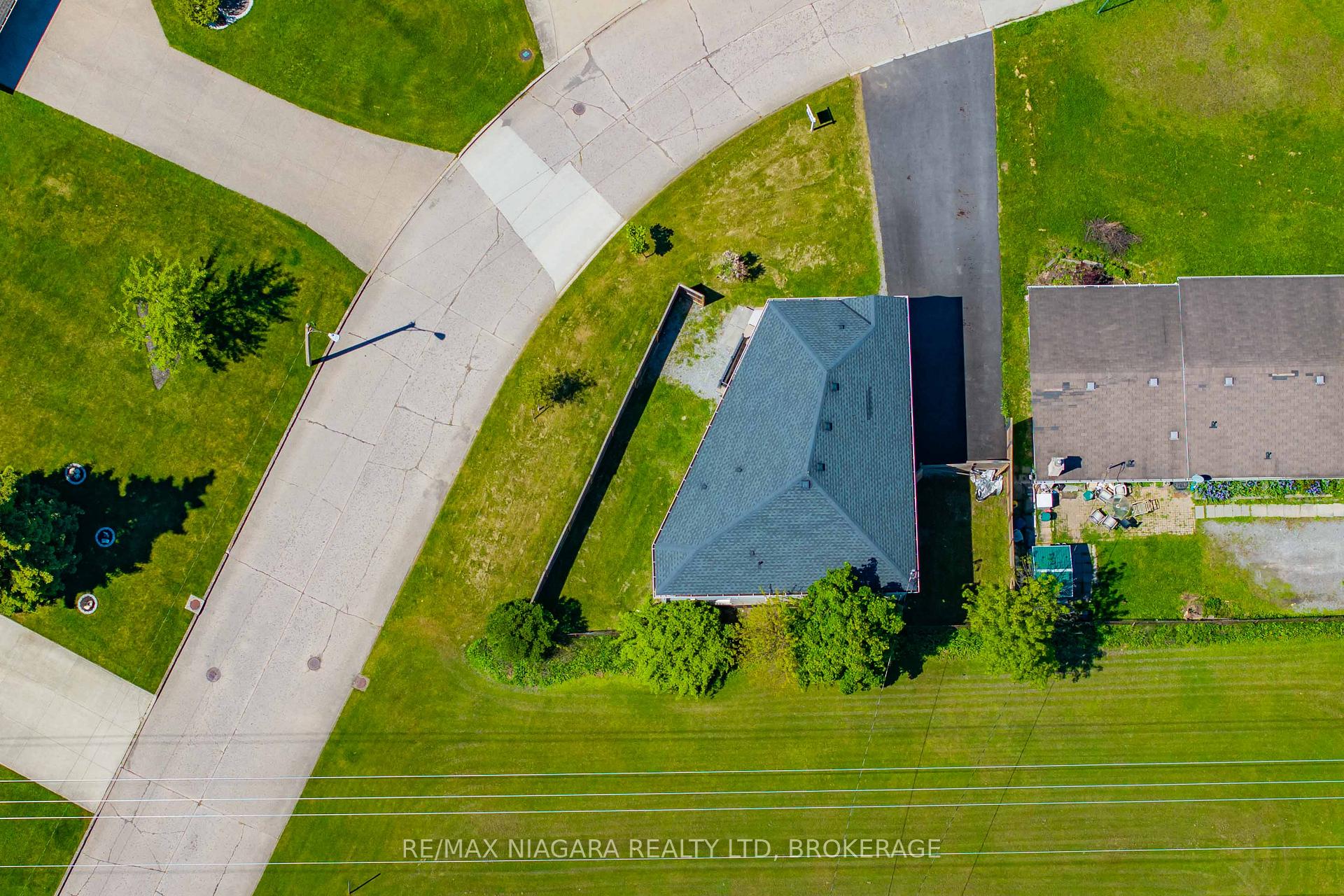Photo 34 of Unit LOWER, 15 Belton Boulevard, St. Catharines, Glendale/Glenridge — HOMEH