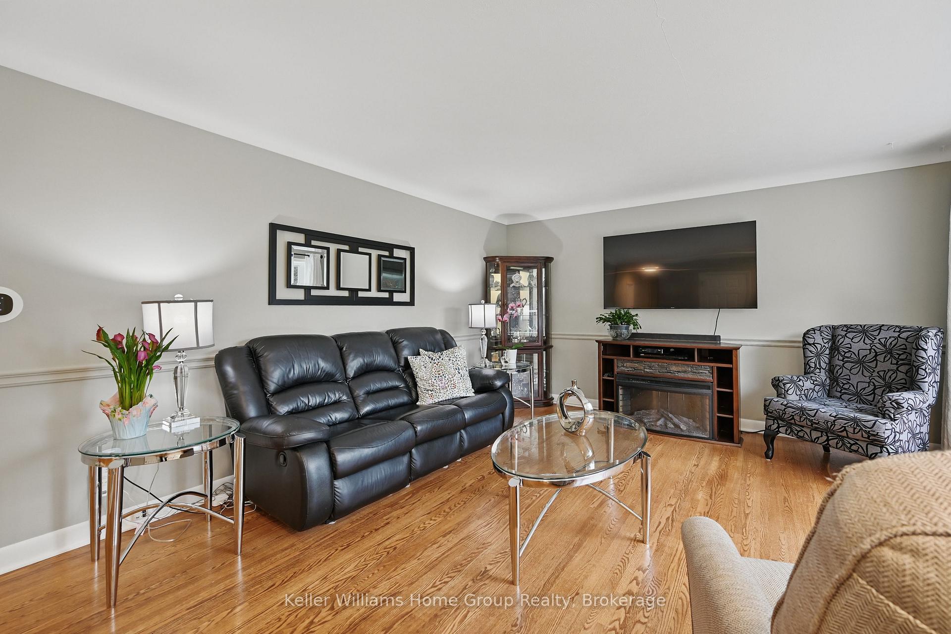 Photo 8 of 79 Parkway Street, St. Catharines, Carlton/Bunting — HOMEH