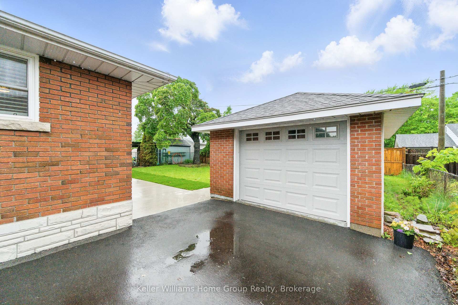 Photo 32 of 79 Parkway Street, St. Catharines, Carlton/Bunting — HOMEH