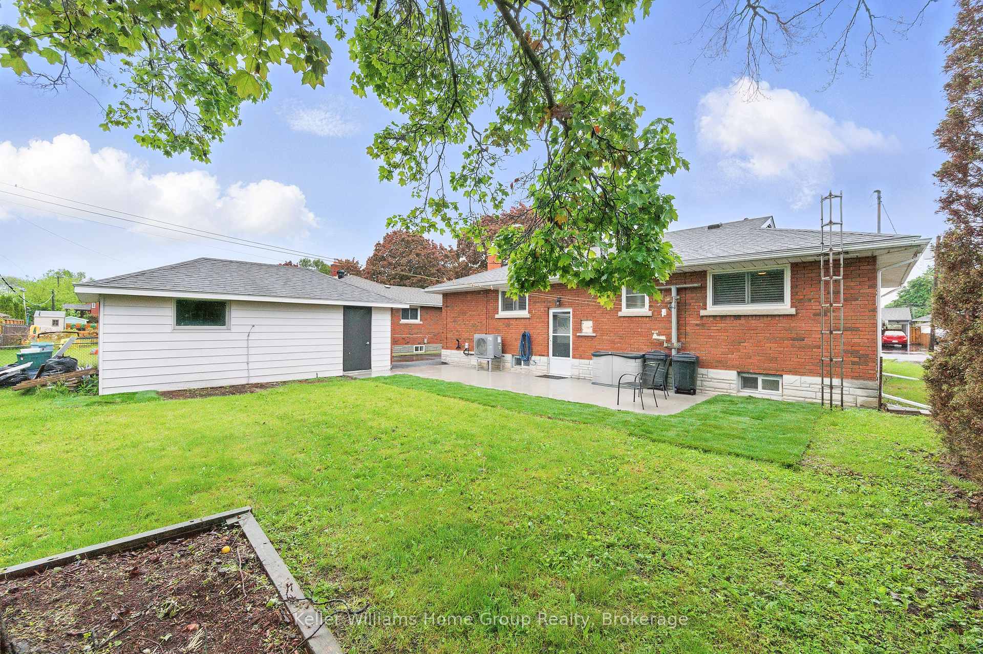 Photo 35 of 79 Parkway Street, St. Catharines, Carlton/Bunting — HOMEH