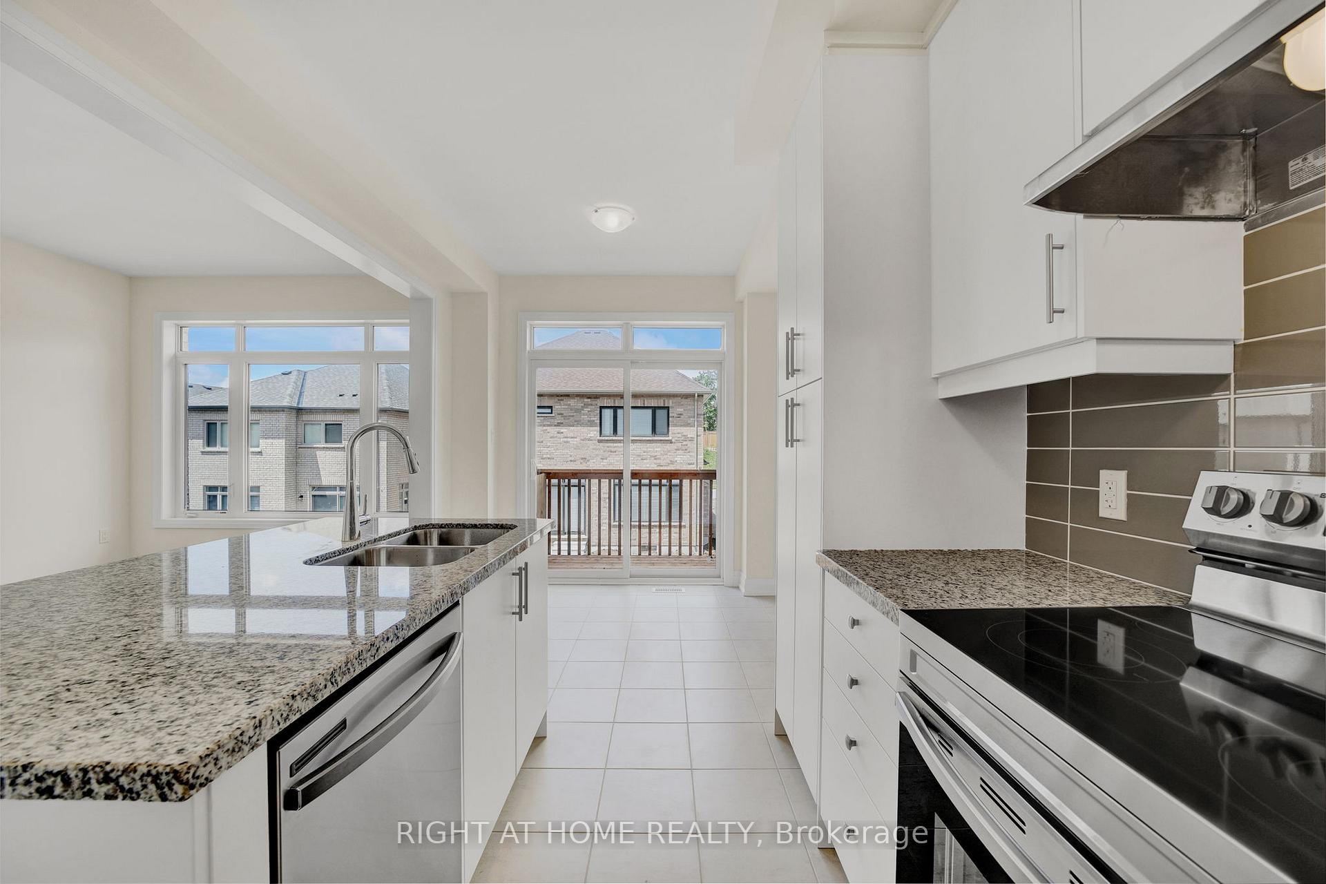 Photo 12 of 38 Daffodil Road, Springwater, Midhurst — HOMEH