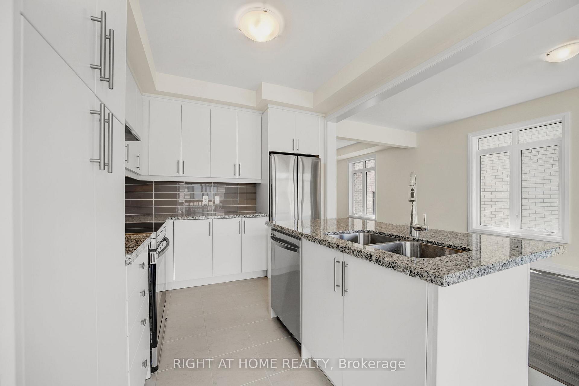 Photo 13 of 38 Daffodil Road, Springwater, Midhurst — HOMEH