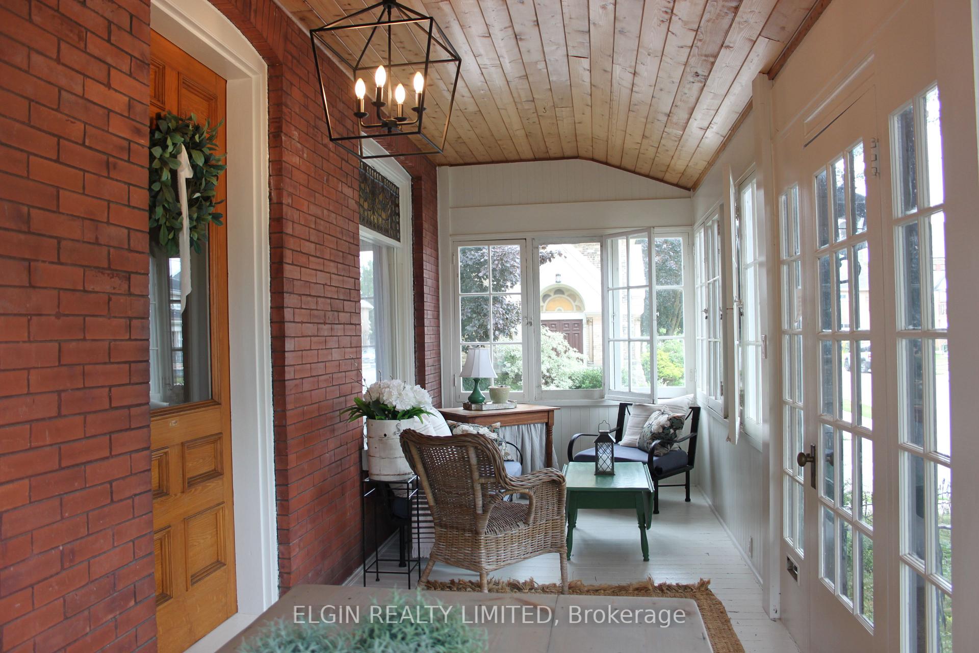 Photo 6 of 49 Hincks Street, St. Thomas — HOMEH