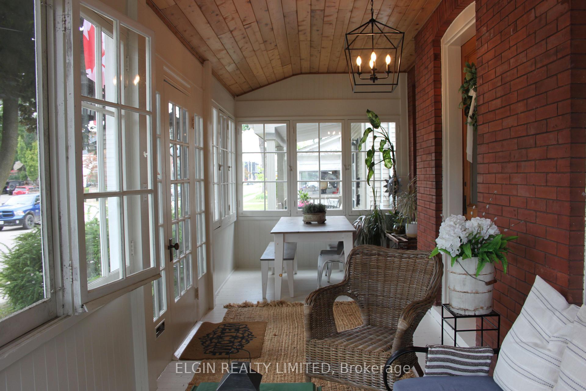 Photo 7 of 49 Hincks Street, St. Thomas — HOMEH