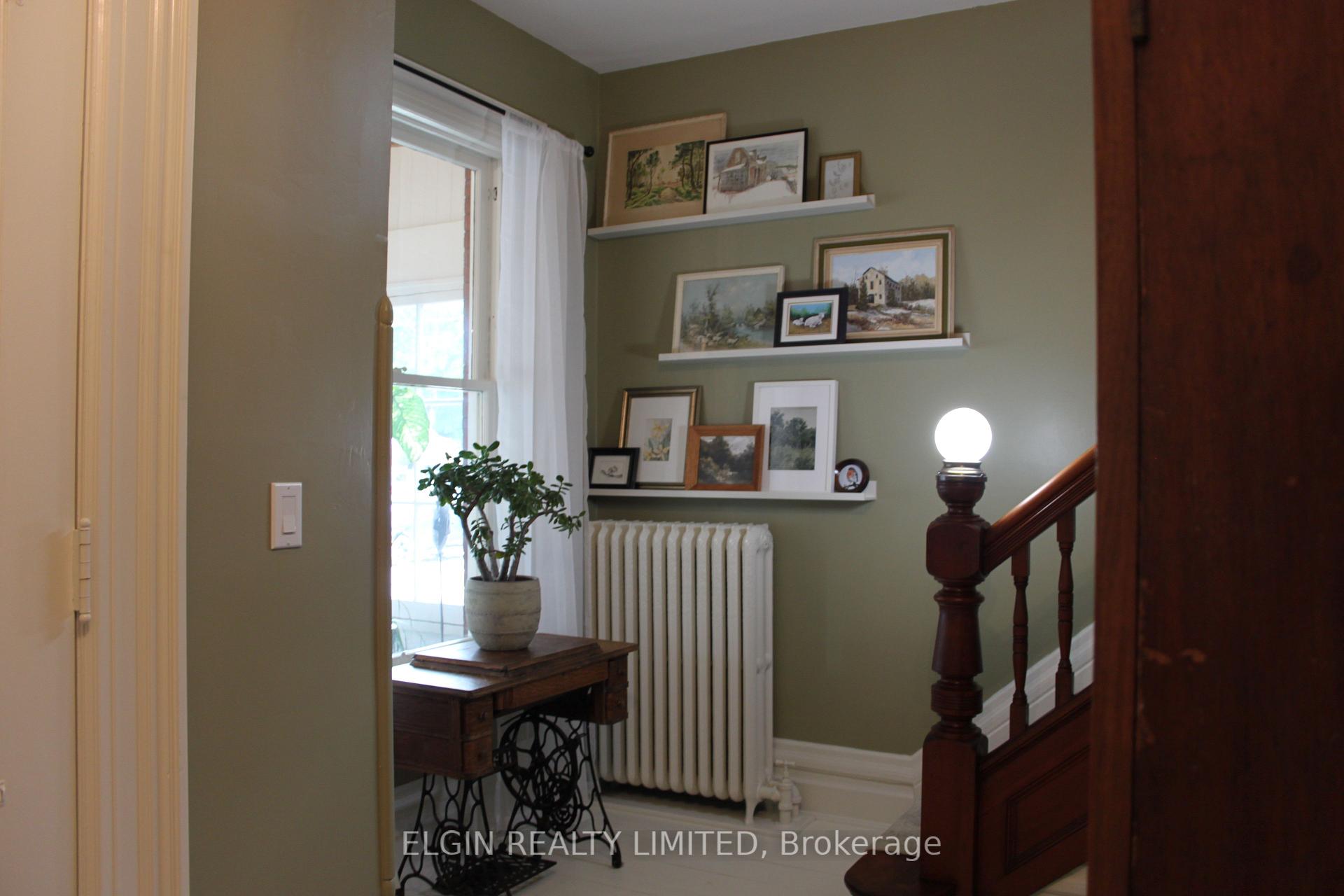 Photo 18 of 49 Hincks Street, St. Thomas — HOMEH