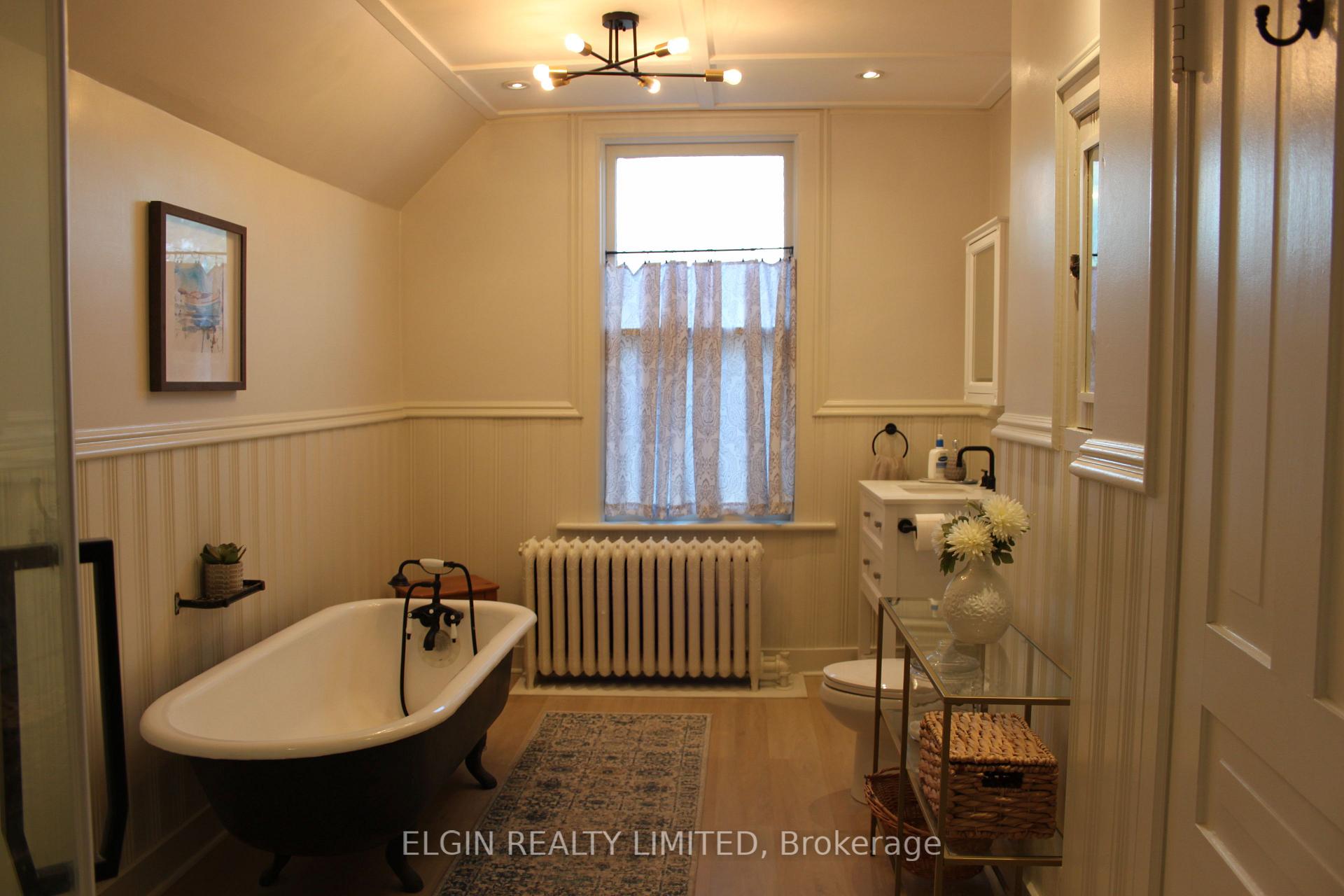 Photo 24 of 49 Hincks Street, St. Thomas — HOMEH