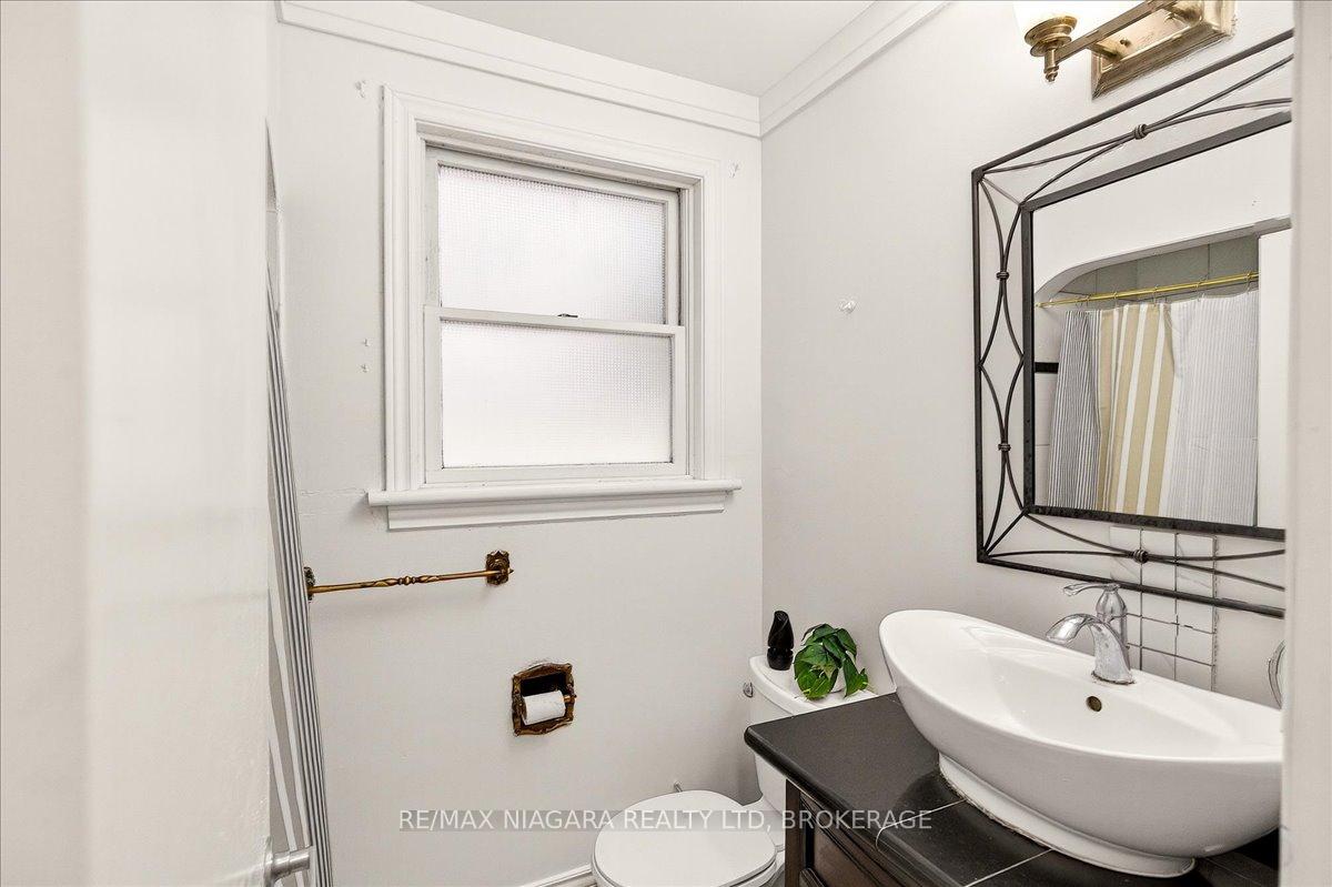 Photo 19 of 10 Edgedale Road, St. Catharines, Old Glenridge — HOMEH