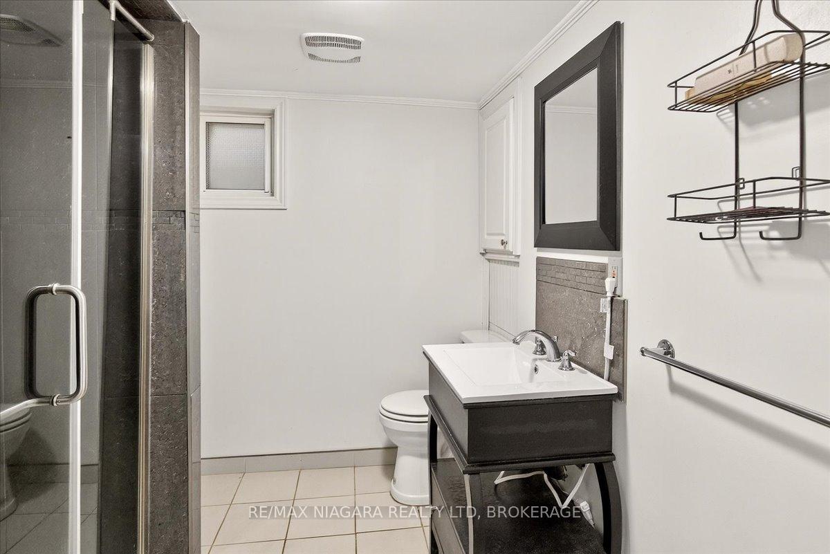 Photo 24 of 10 Edgedale Road, St. Catharines, Old Glenridge — HOMEH